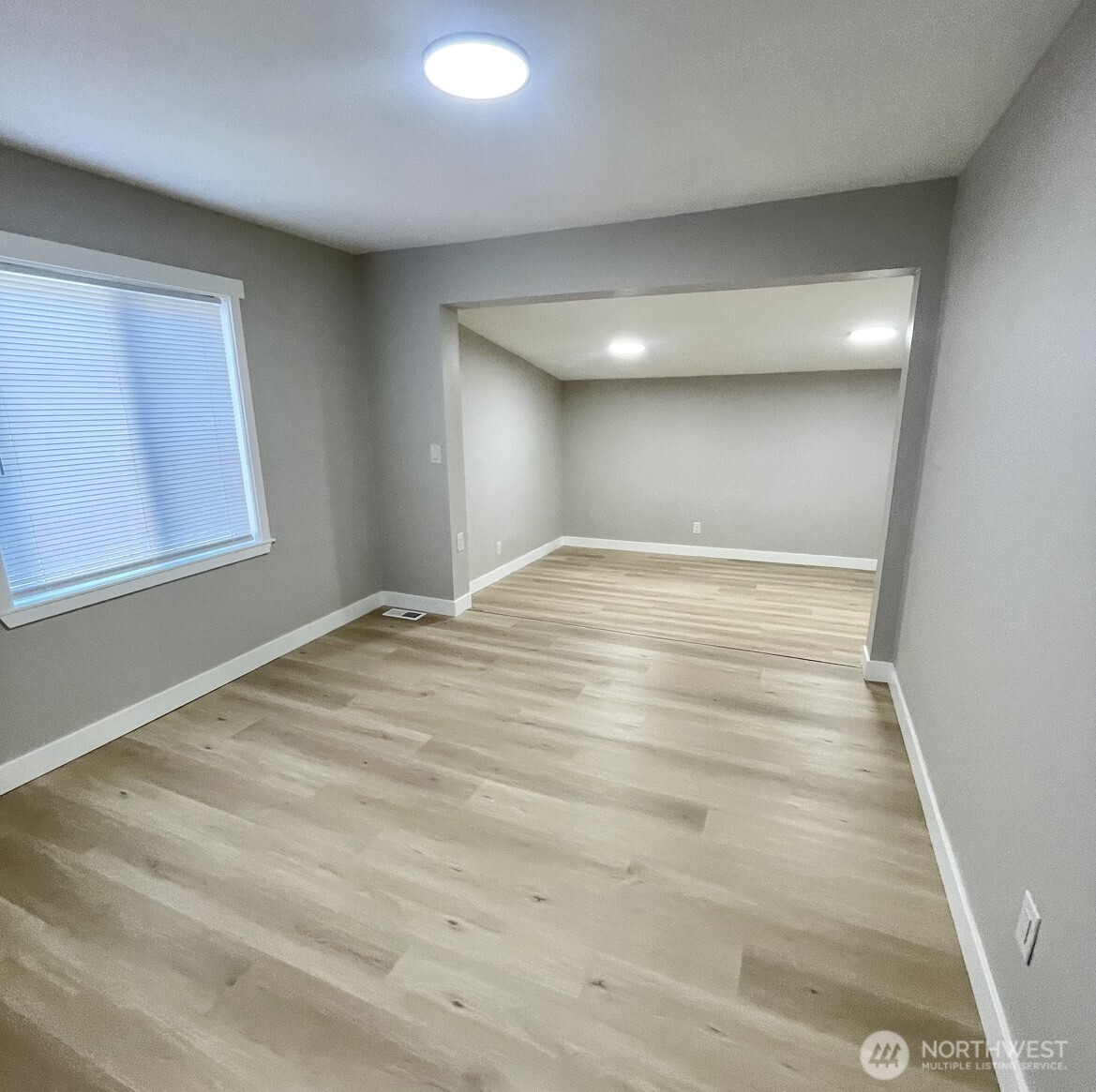 13829 51st Ave Avenue Property Photo 6