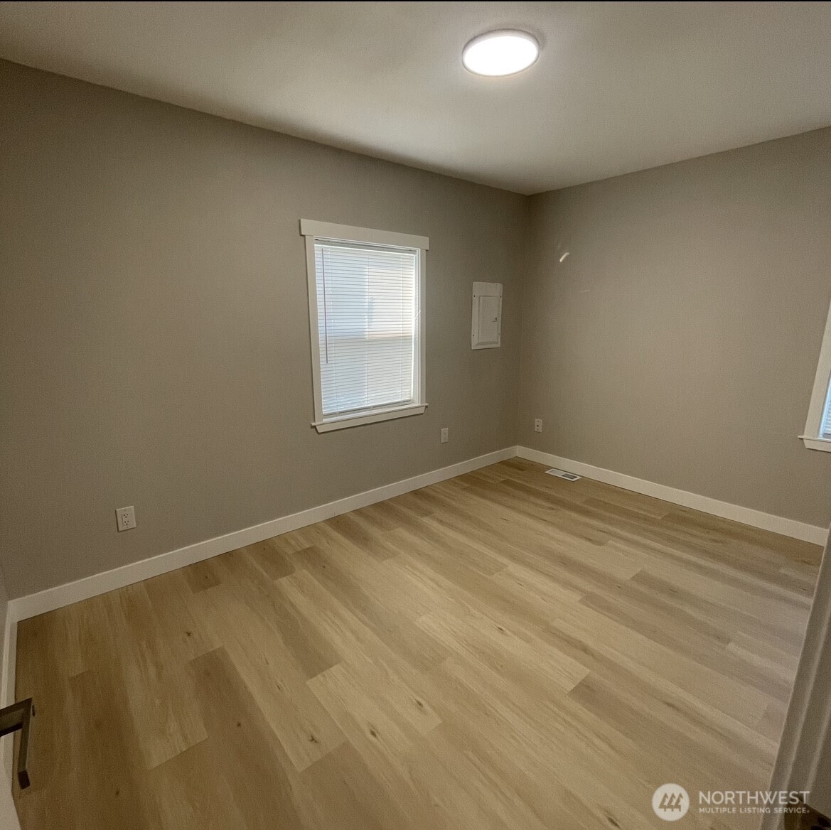 13829 51st Ave Avenue Property Photo 9