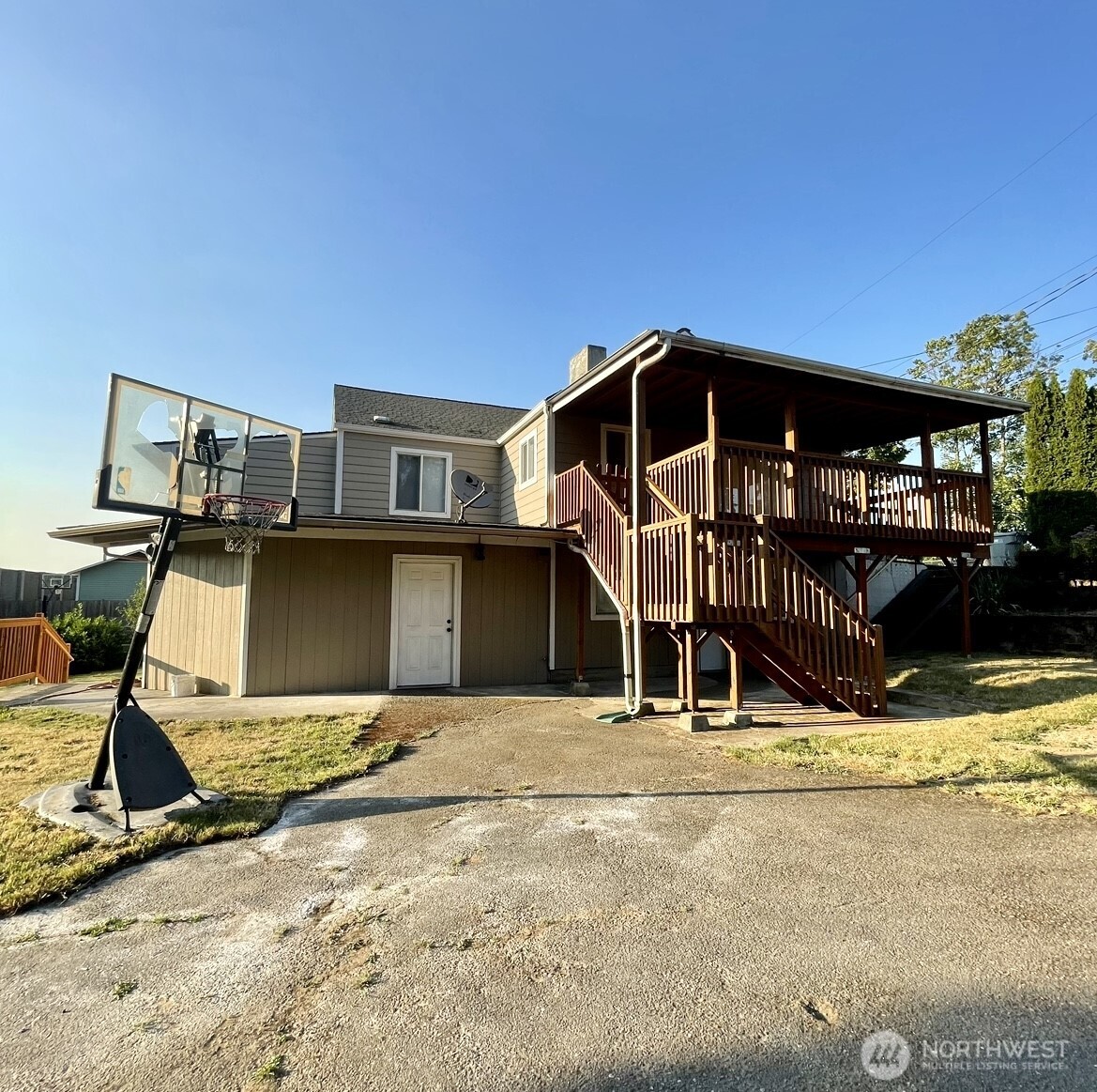 13829 51st Ave Avenue Property Photo 11