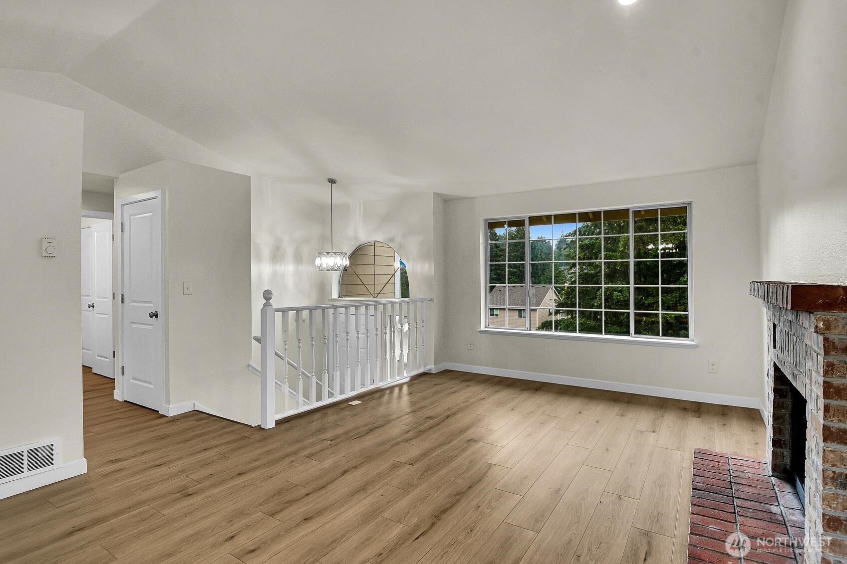 12408 82nd Avenue Property Photo 7
