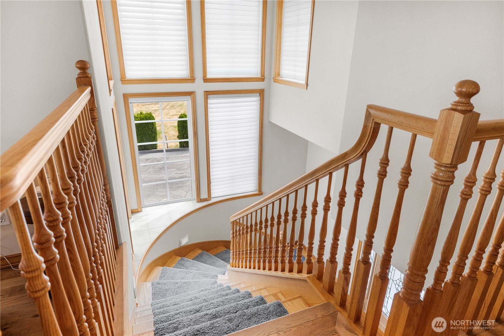 6226 Hinman Drive Property Photo 8