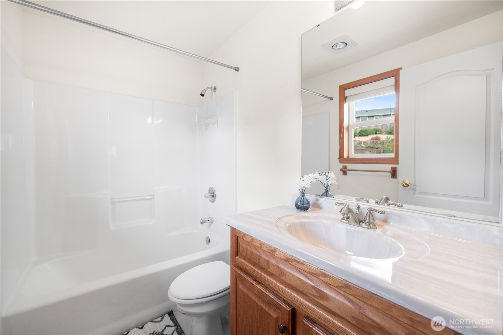 6226 Hinman Drive Property Photo 23
