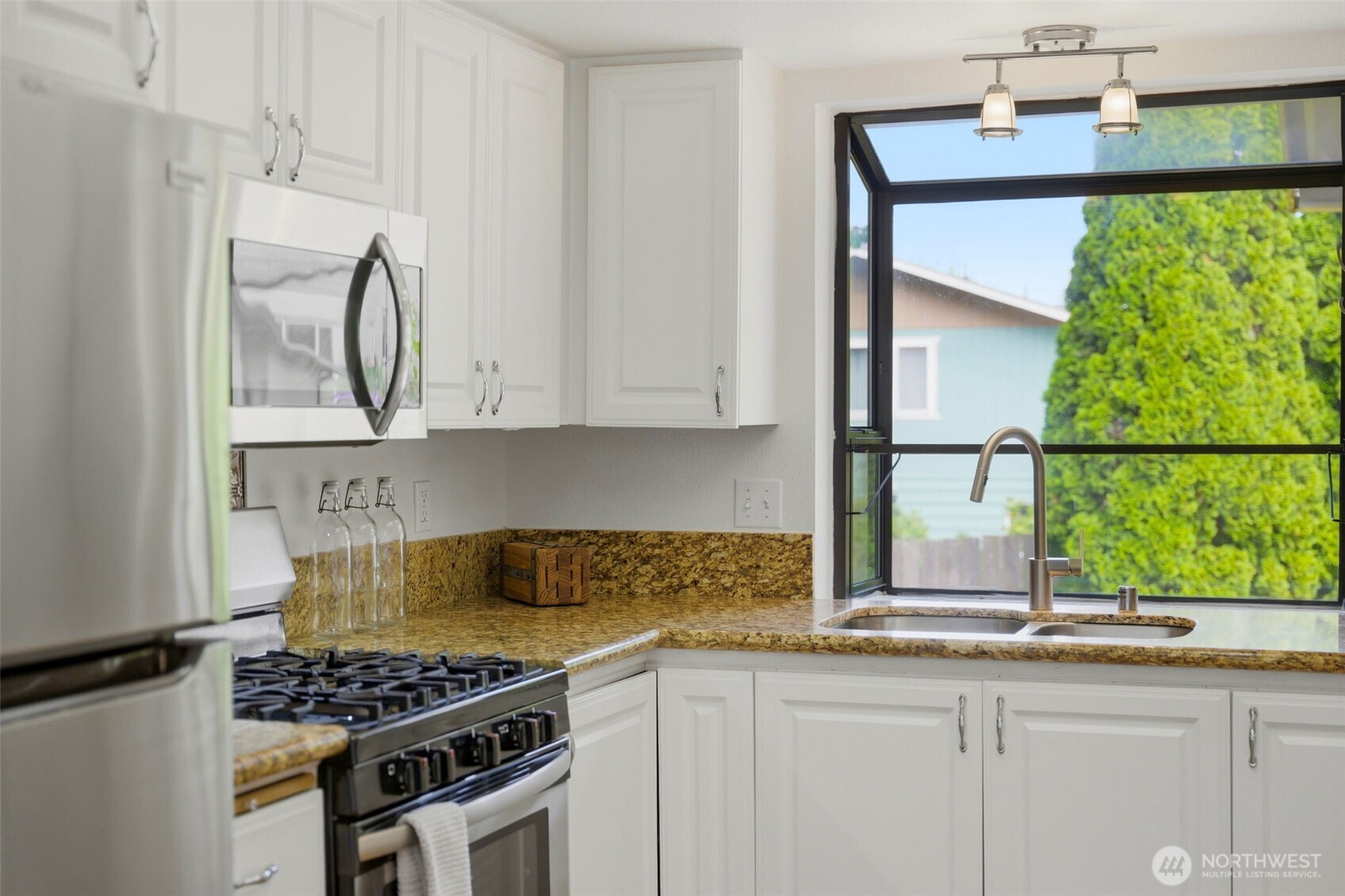 2723 Webber Court Property Photo 15