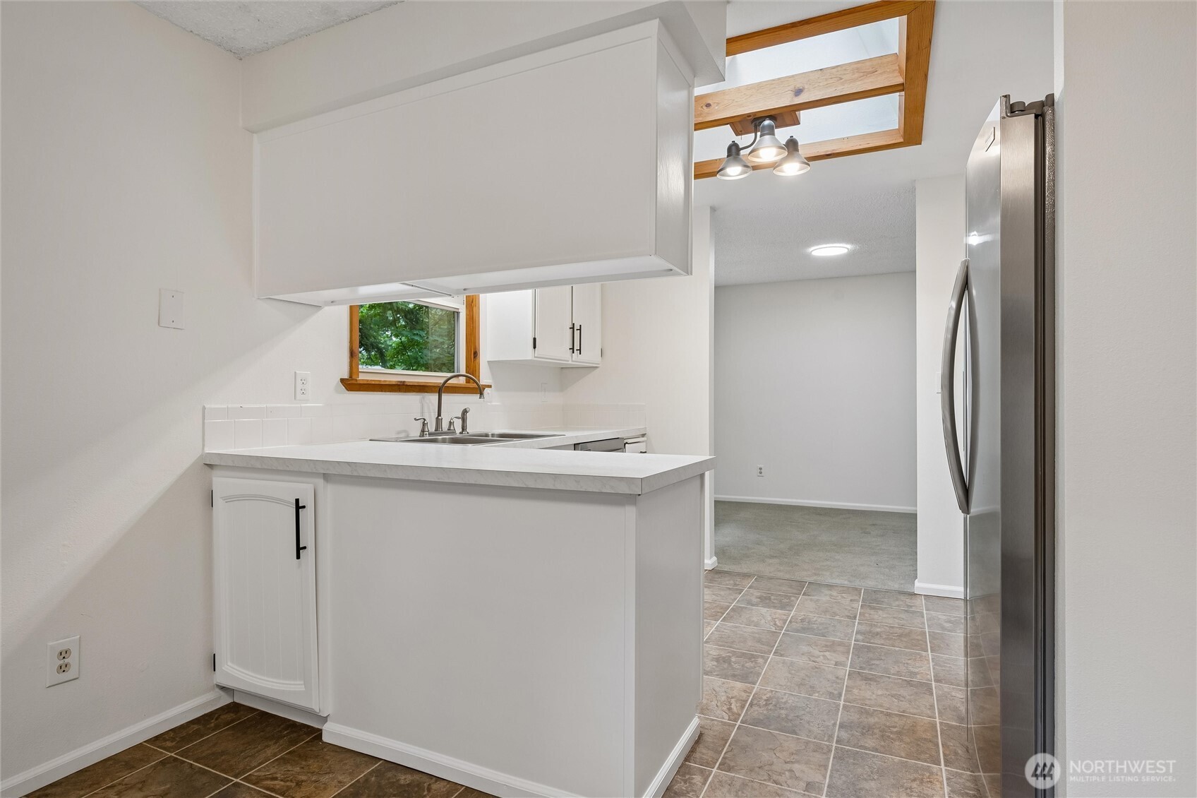6724 Alder Glen Drive Property Photo 16