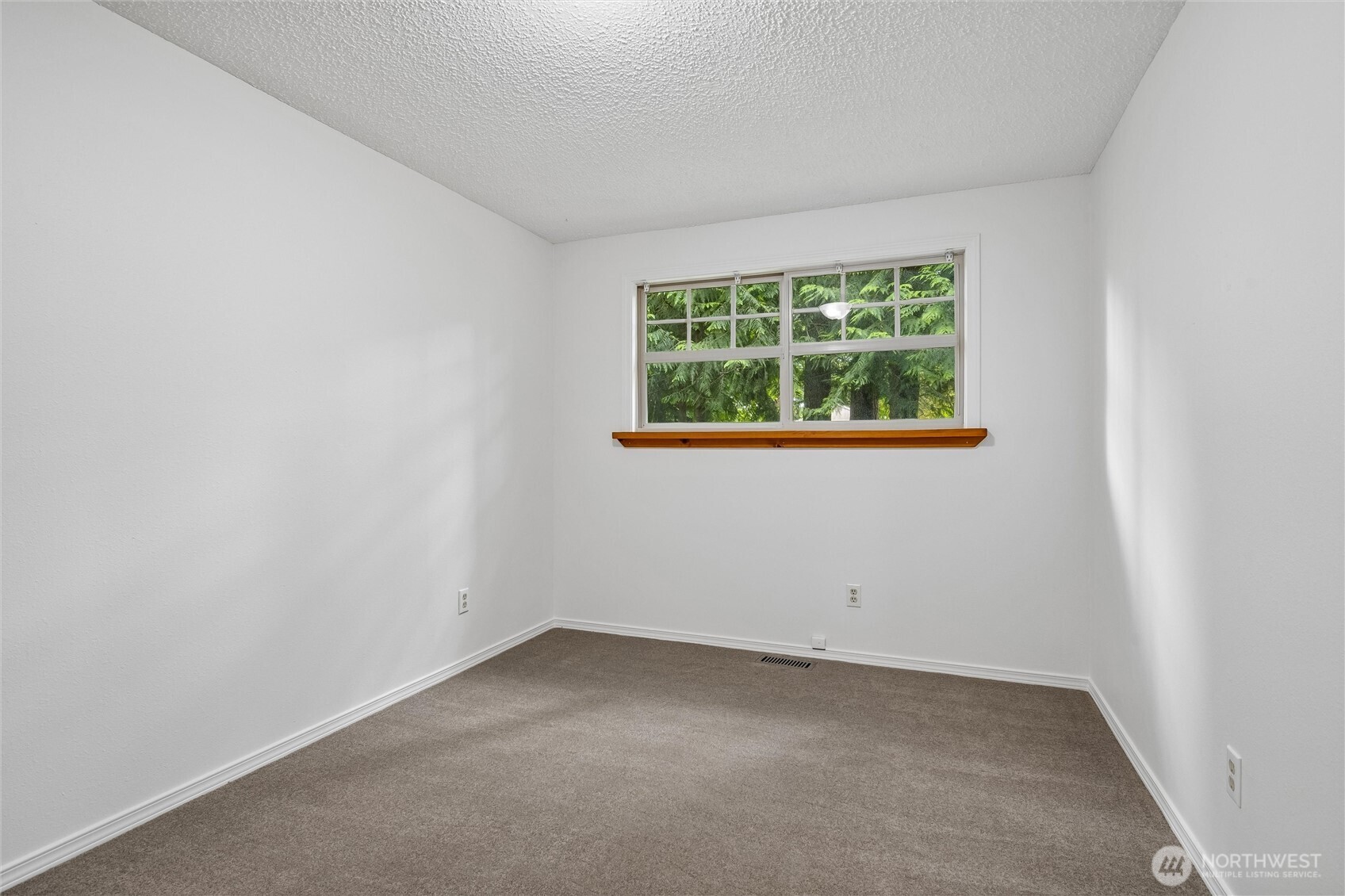 6724 Alder Glen Drive Property Photo 23