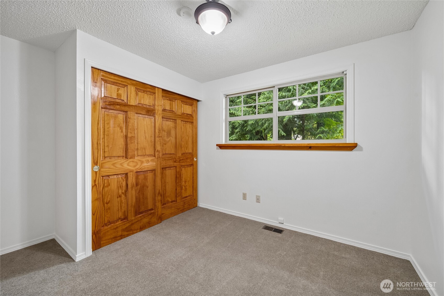 6724 Alder Glen Drive Property Photo 24