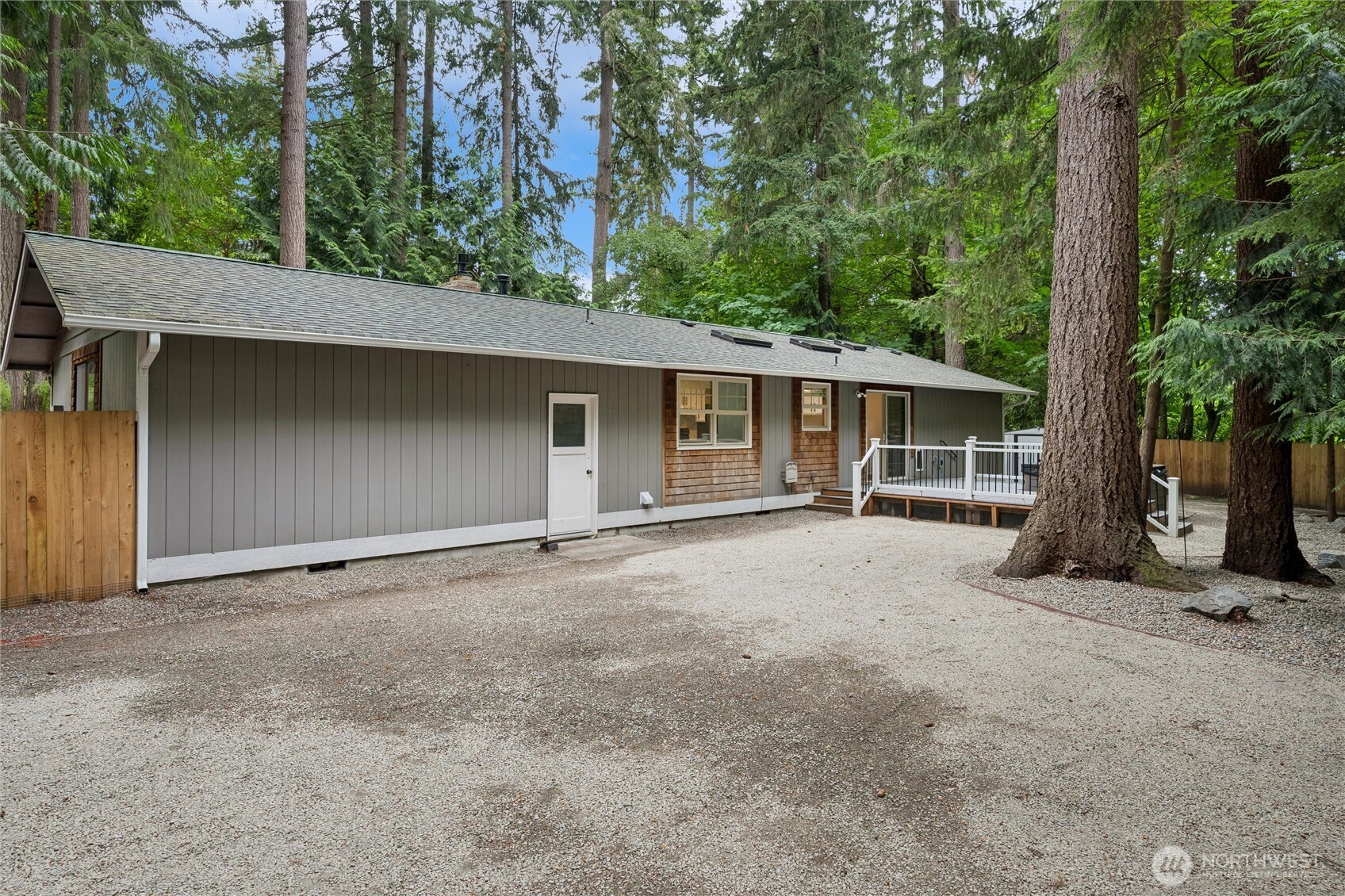 6724 Alder Glen Drive Property Photo 31