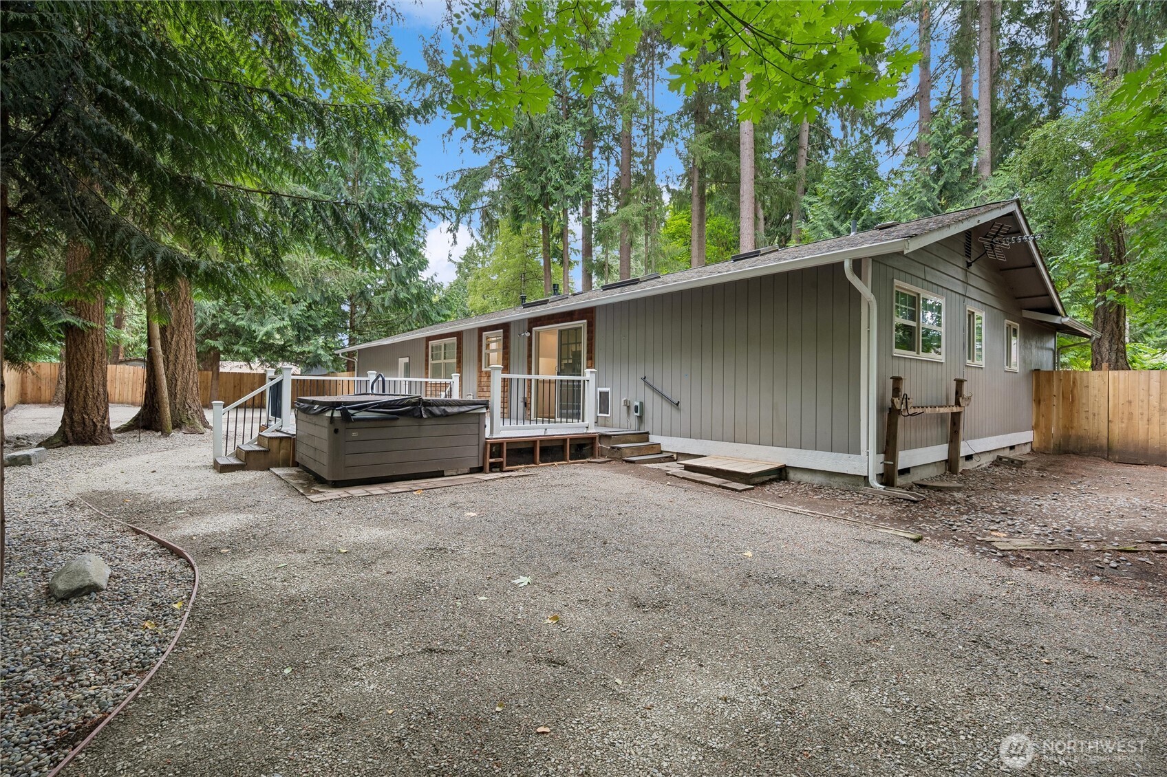 6724 Alder Glen Drive Property Photo 32