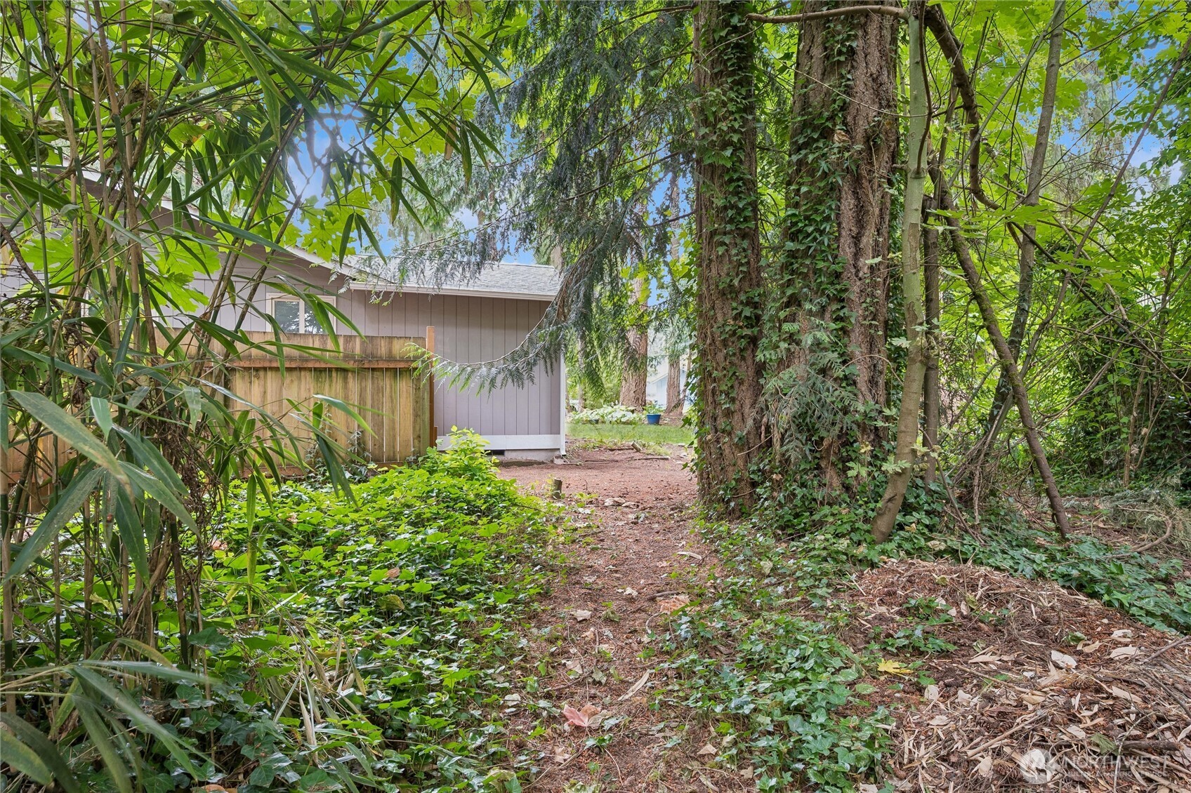 6724 Alder Glen Drive Property Photo 33
