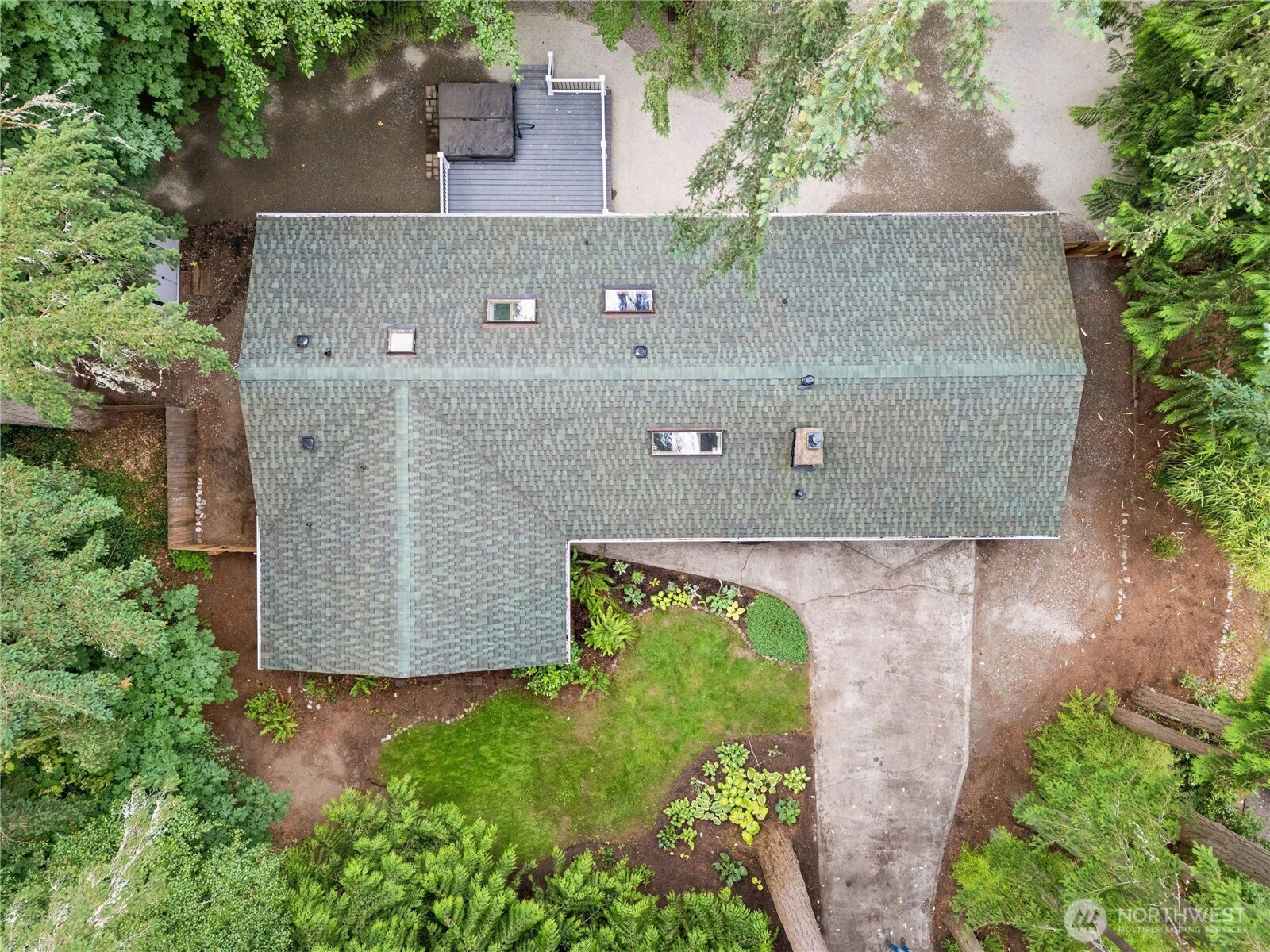 6724 Alder Glen Drive Property Photo 35