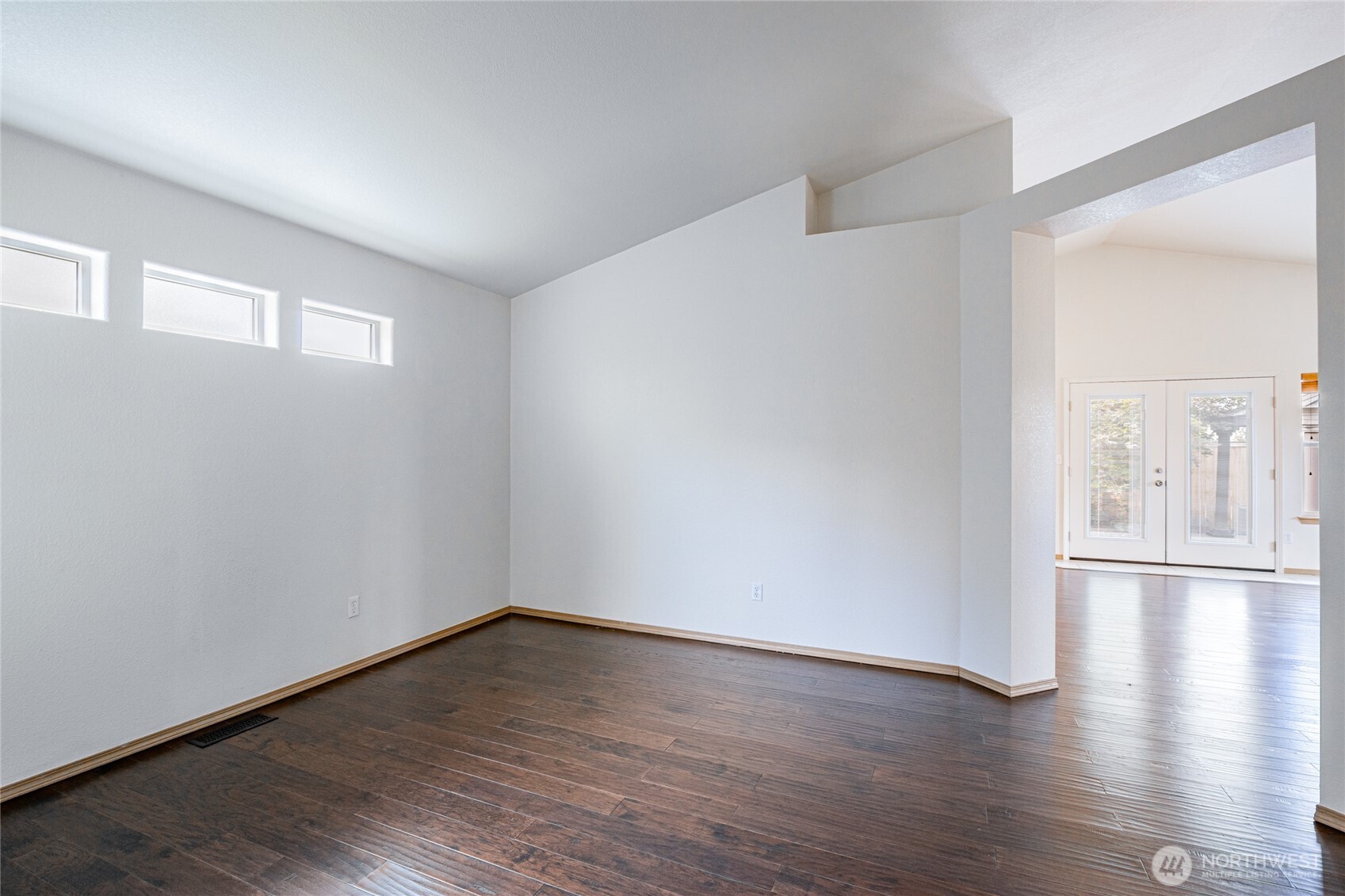 8101 Westcott Lane Property Photo 4