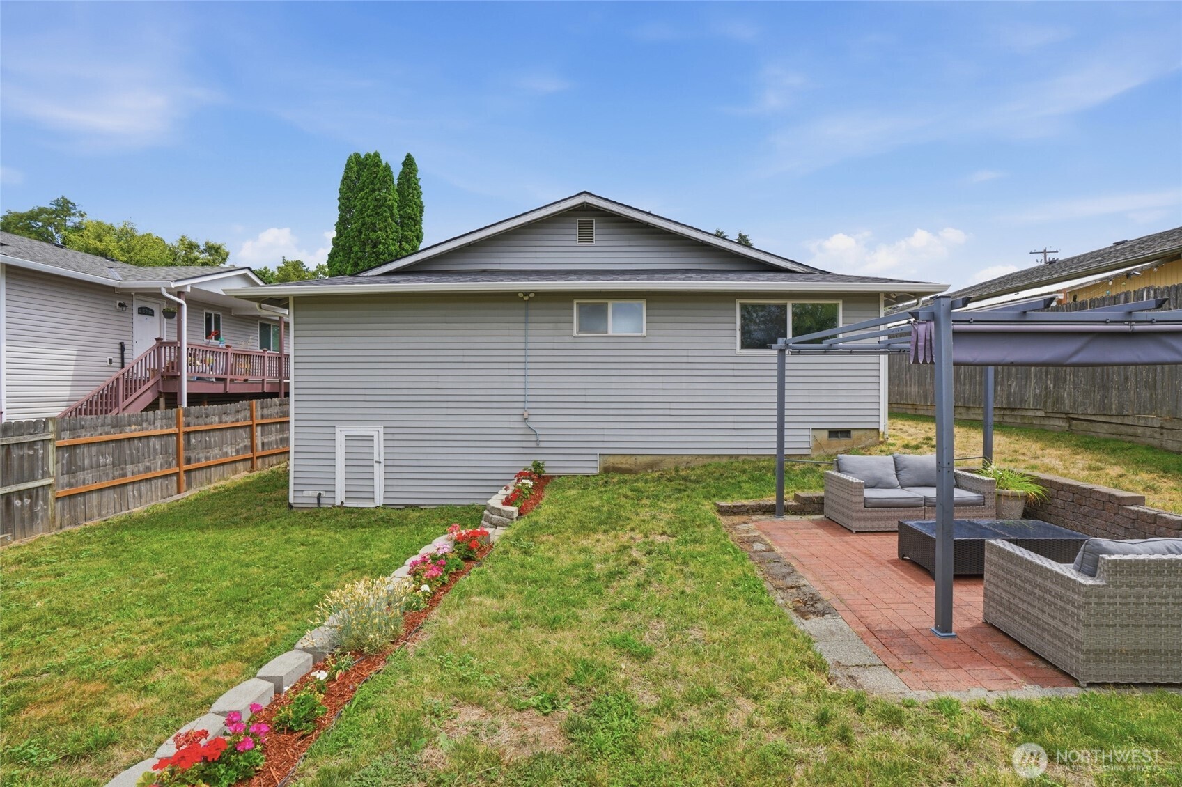 3604 W Rose St Property Photo 2