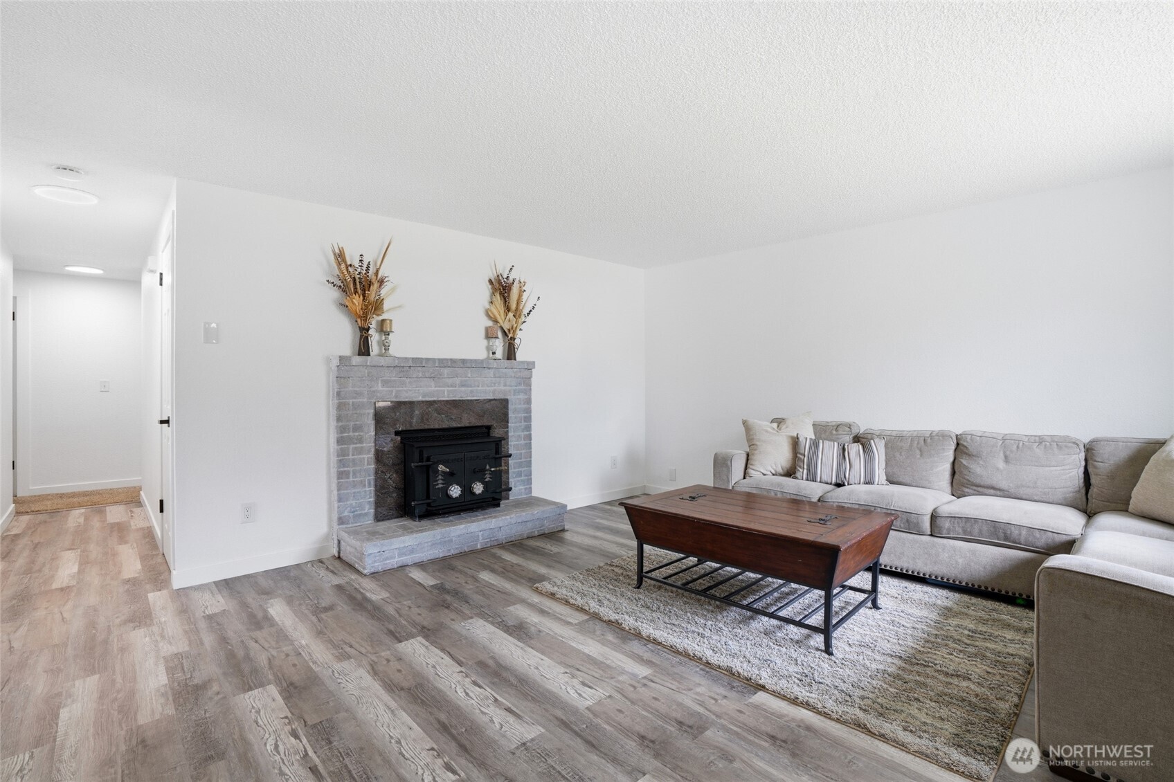 3604 W Rose St Property Photo 7