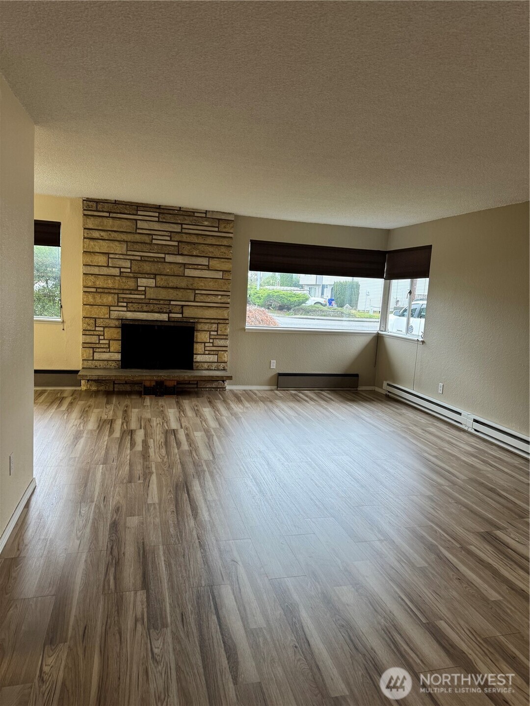 8930 7th Avenue Property Photo 4
