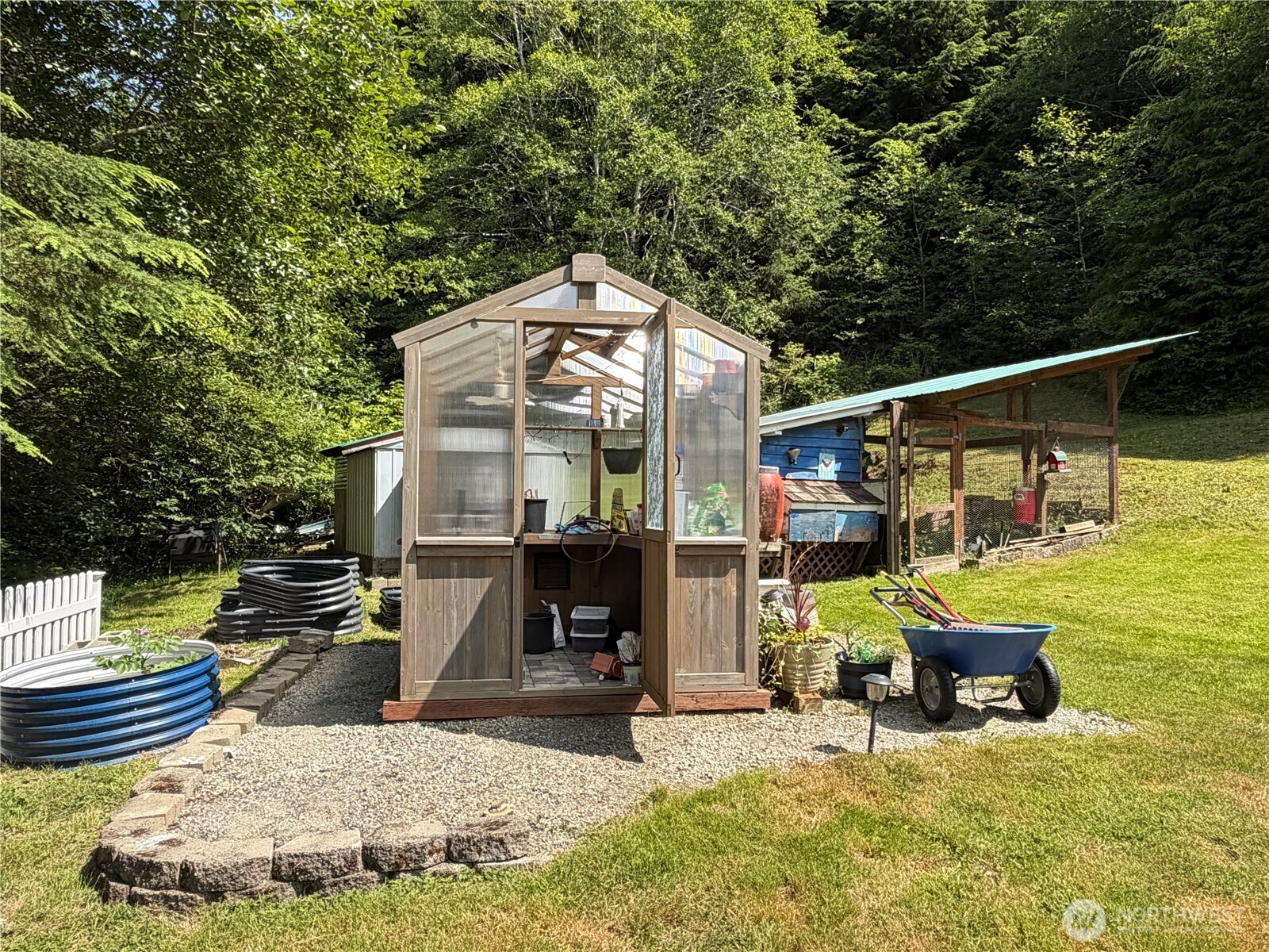 1705 Hwy 101 Property Photo 23