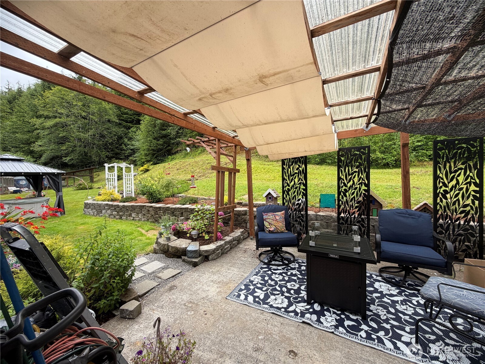 1705 Hwy 101 Property Photo 26