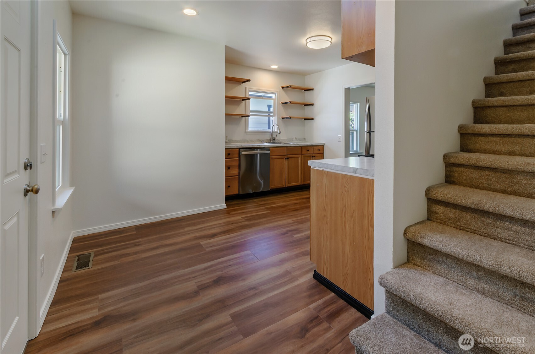 613 N Prospect Street Property Photo 23