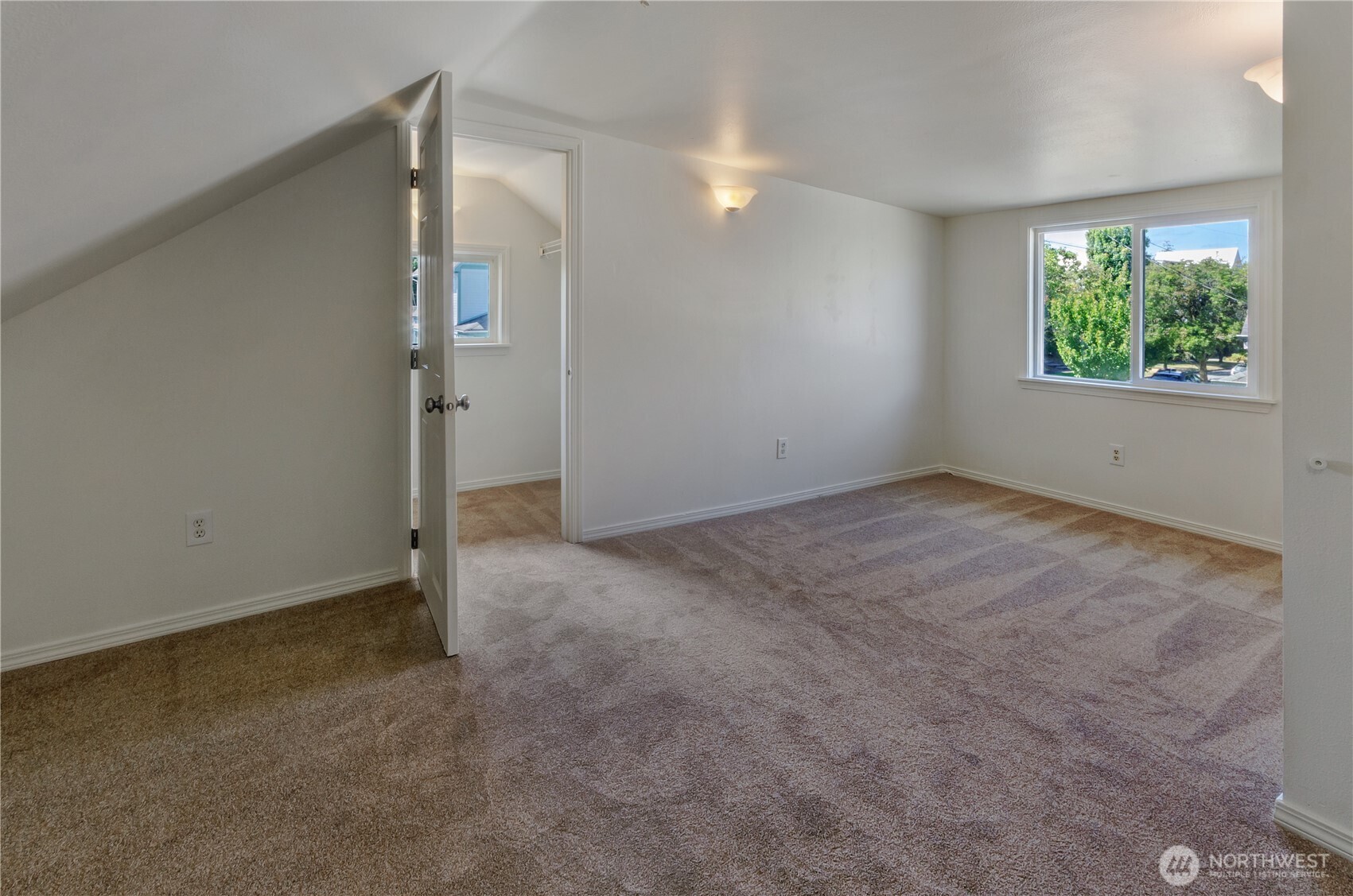 613 N Prospect Street Property Photo 27