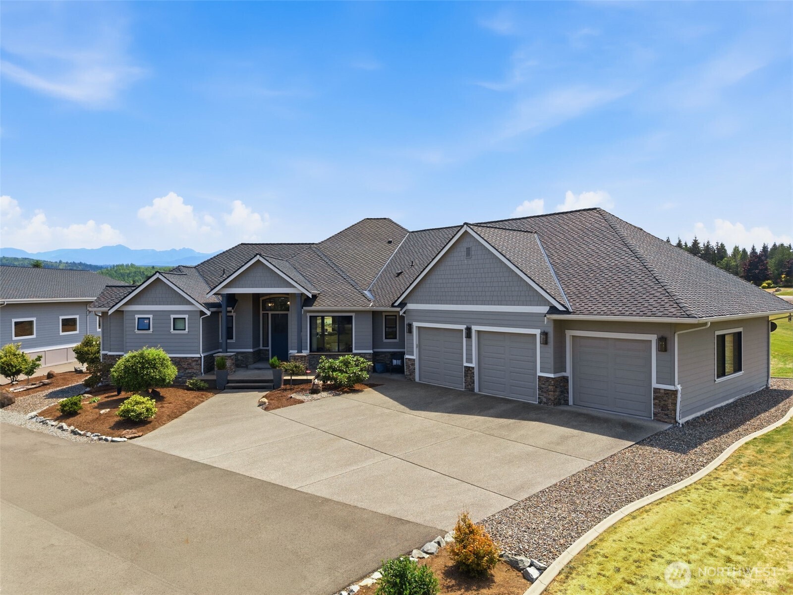 28210 142nd St E / Airstrip Home Property Photo 1