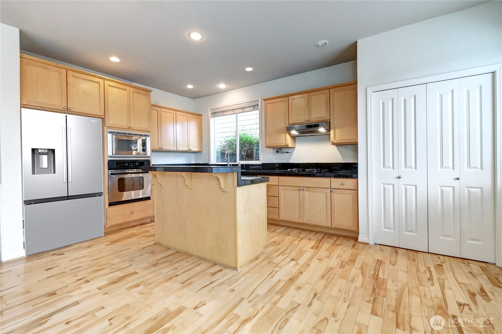 6632 188th Place Property Photo 10