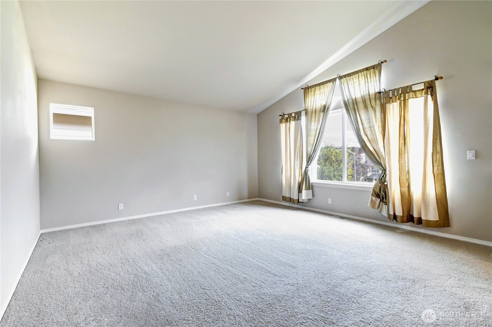 6632 188th Place Property Photo 18