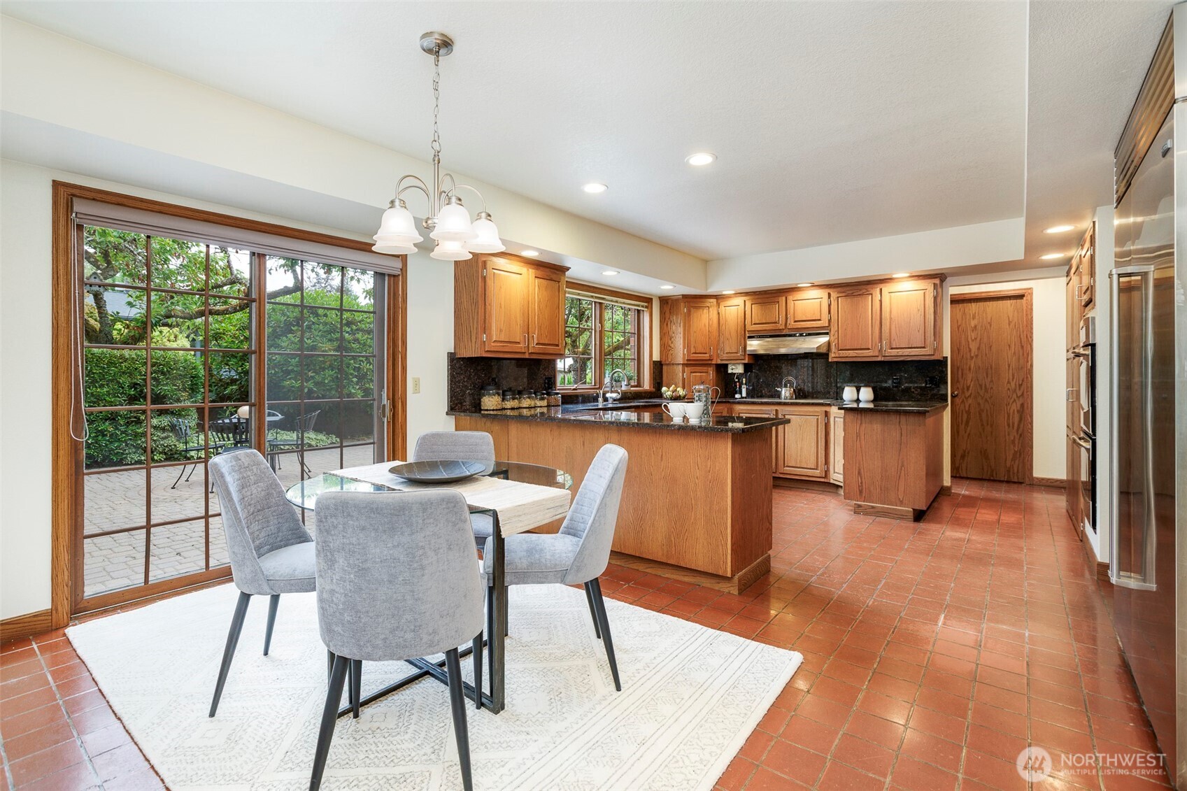 6573 Ne Windermere Road Property Photo 10