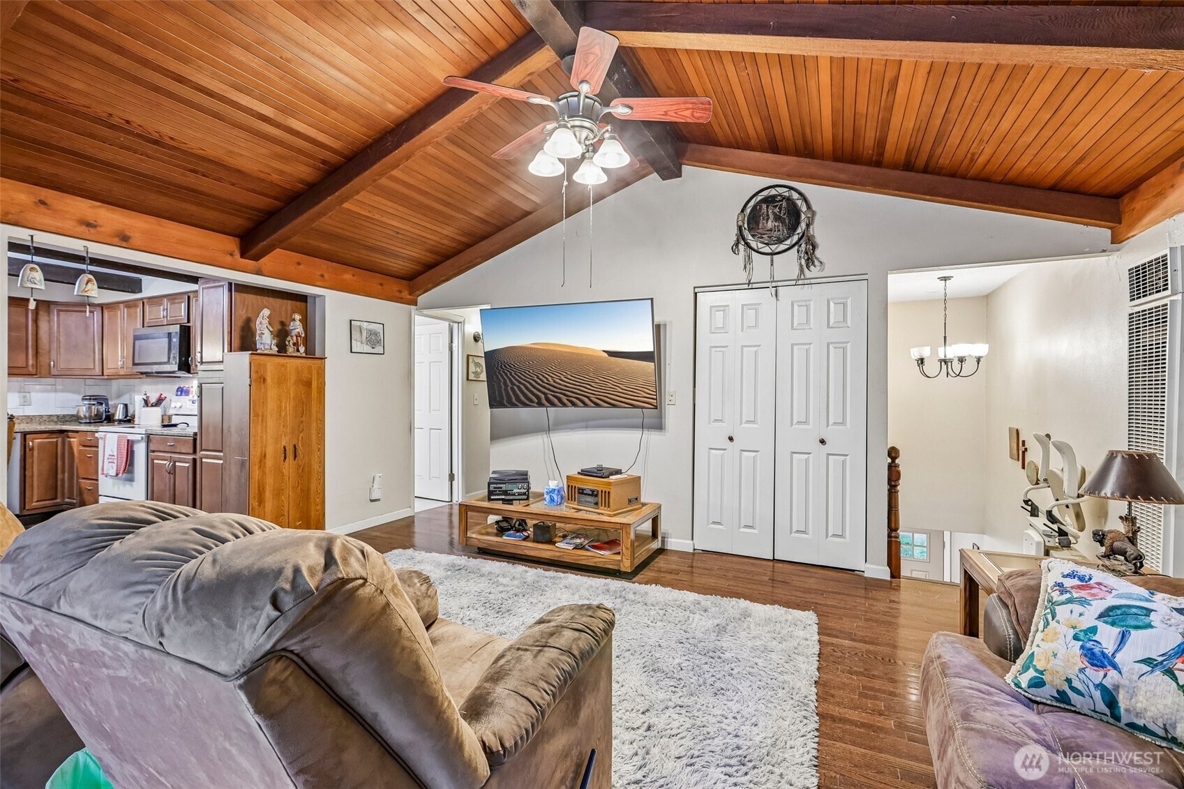 41391 N Shore Lane Property Photo 12