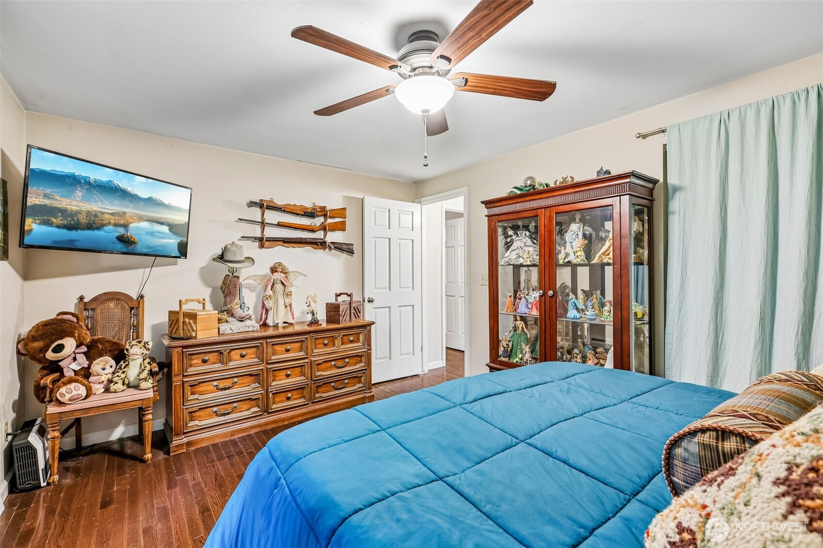 41391 N Shore Lane Property Photo 15