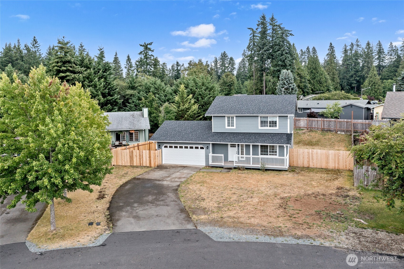 341 Elk Loop Property Photo 4