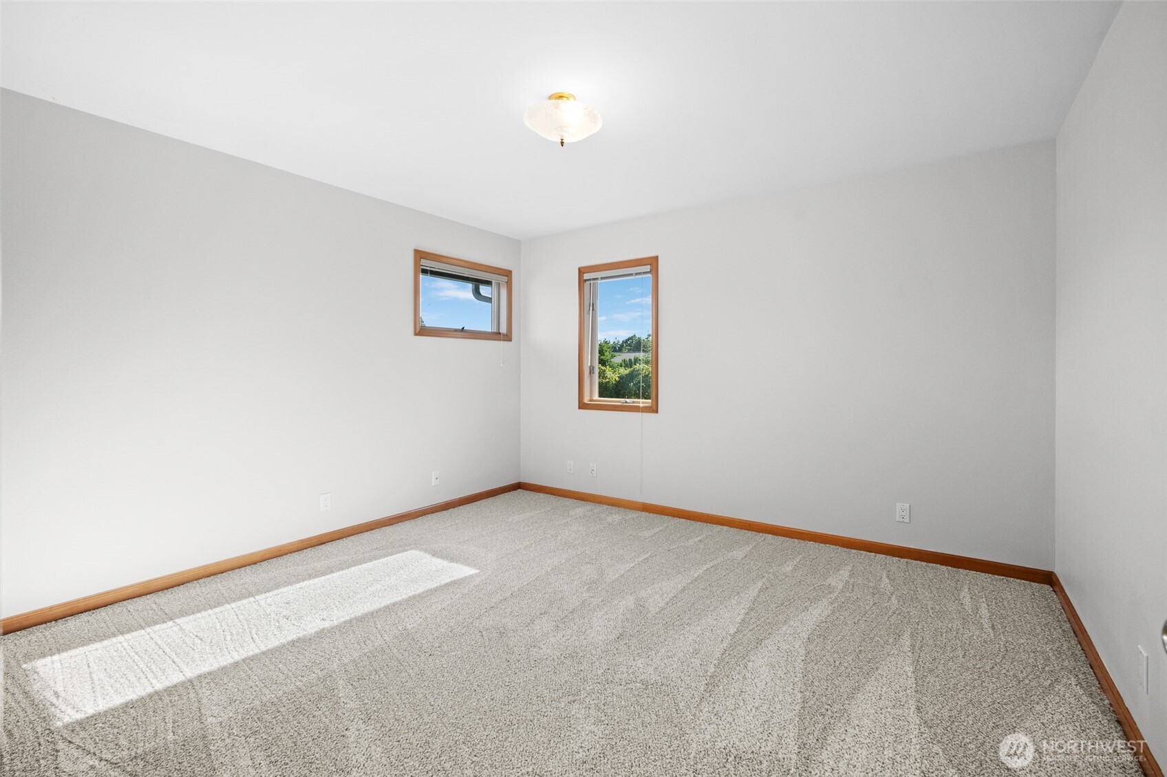 5452 Northwest Drive Property Photo 28