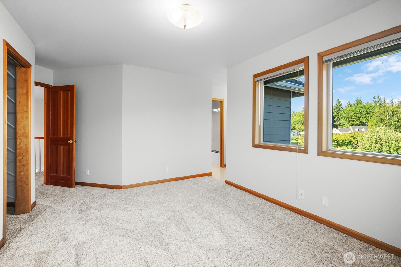 5452 Northwest Drive Property Photo 33