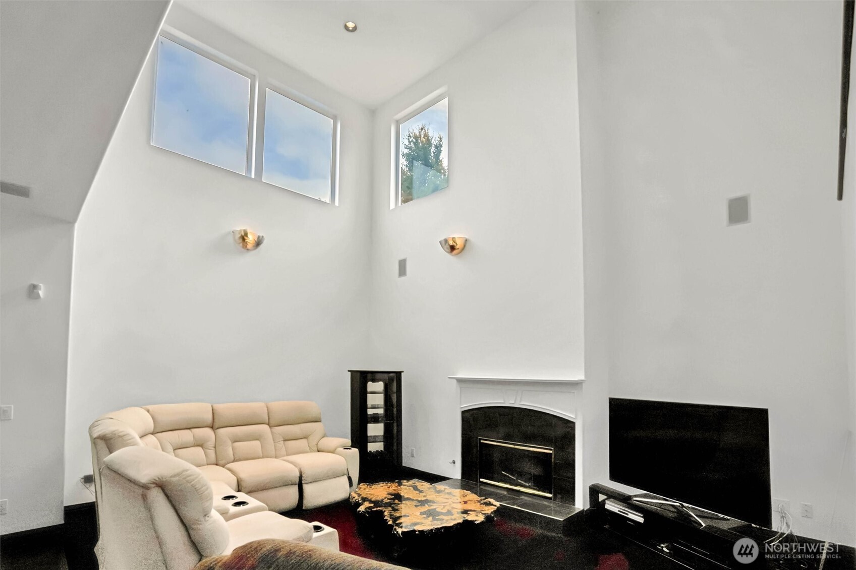 2216 70th Avenue Property Photo 6