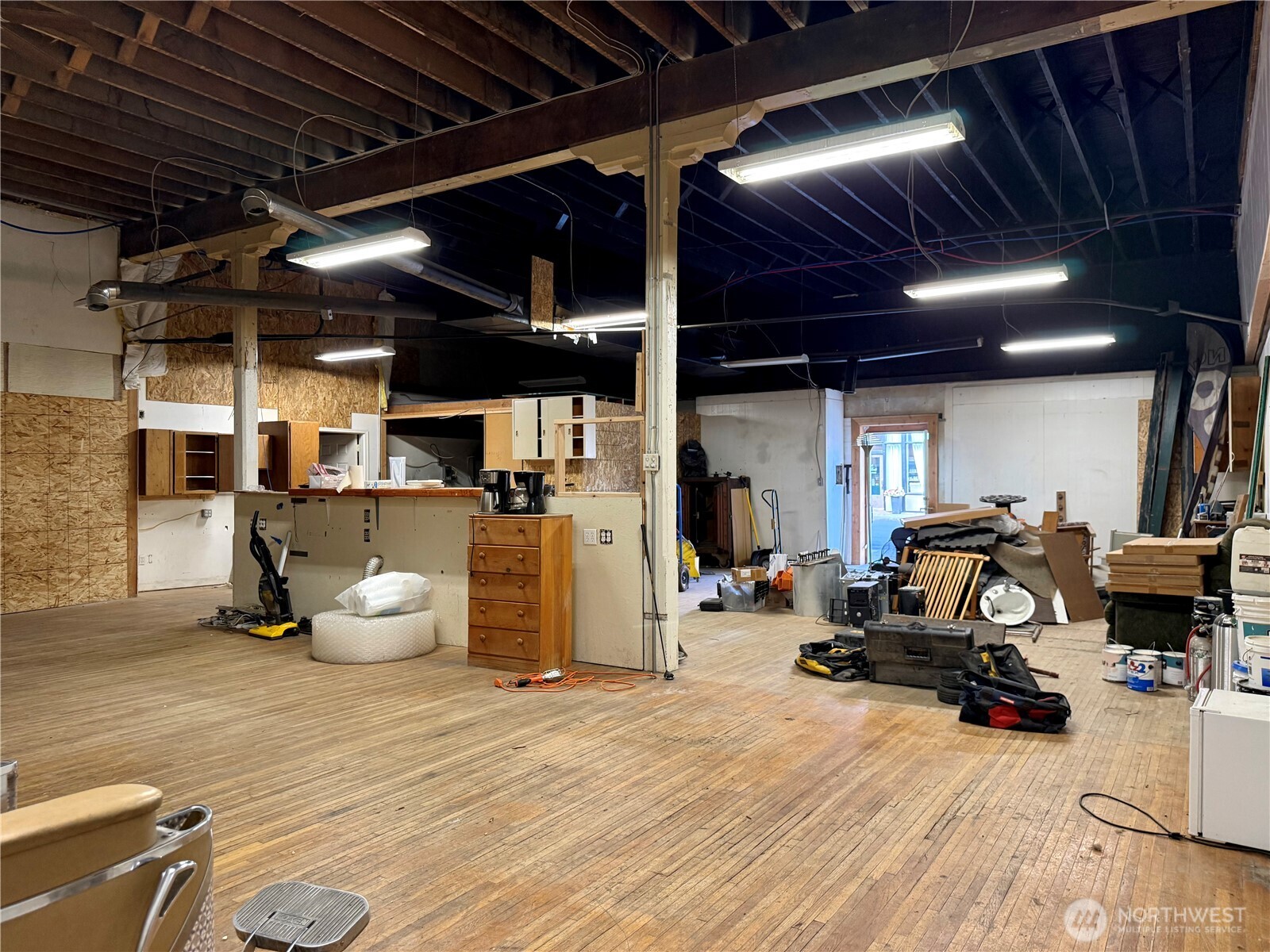 4 E 1st Avenue Property Photo 14