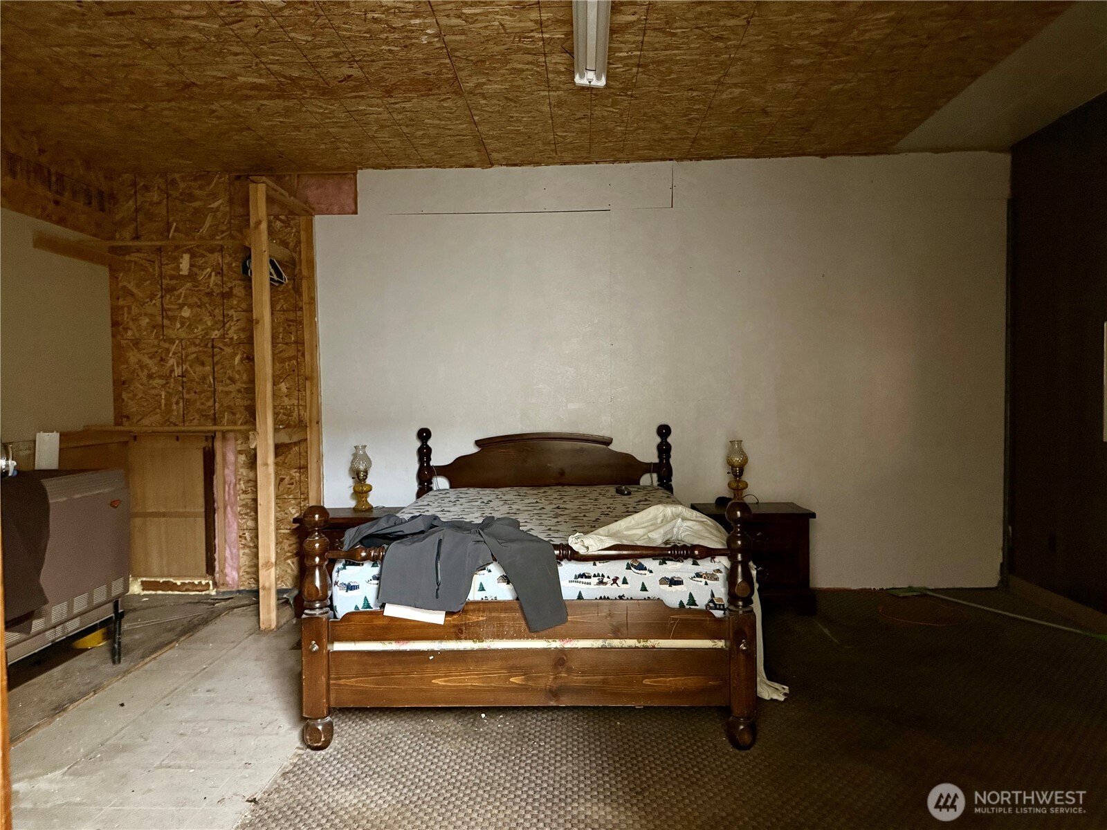 4 E 1st Avenue Property Photo 15