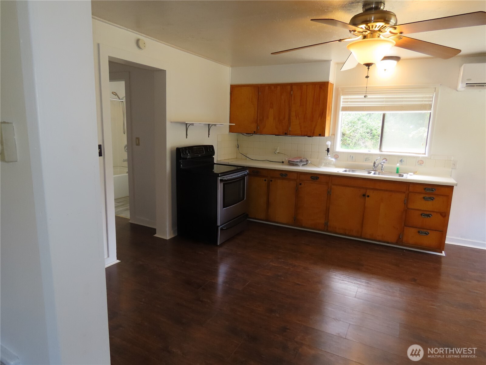 1664 Schmid Road Property Photo 7
