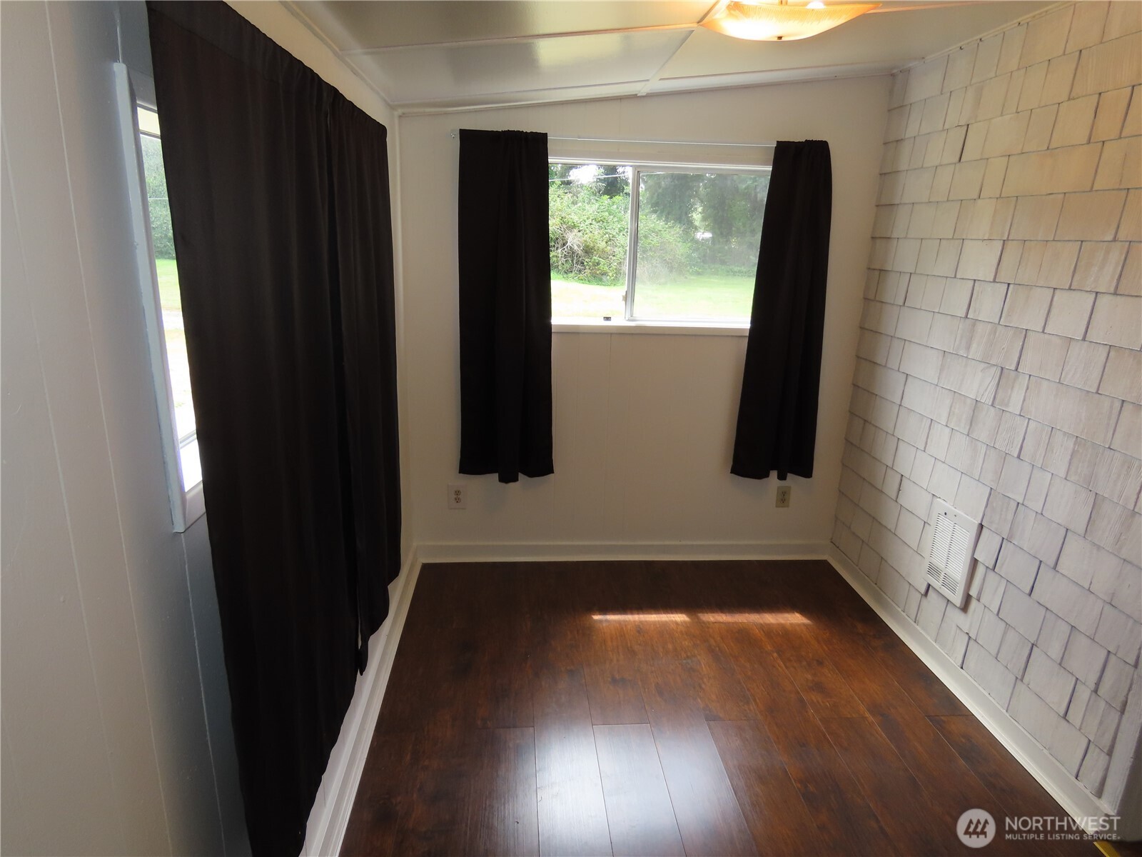 1664 Schmid Road Property Photo 12
