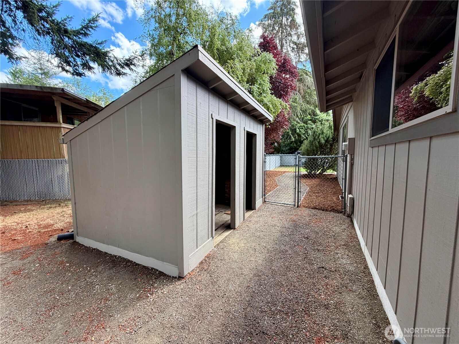 647 Z Street Property Photo 29