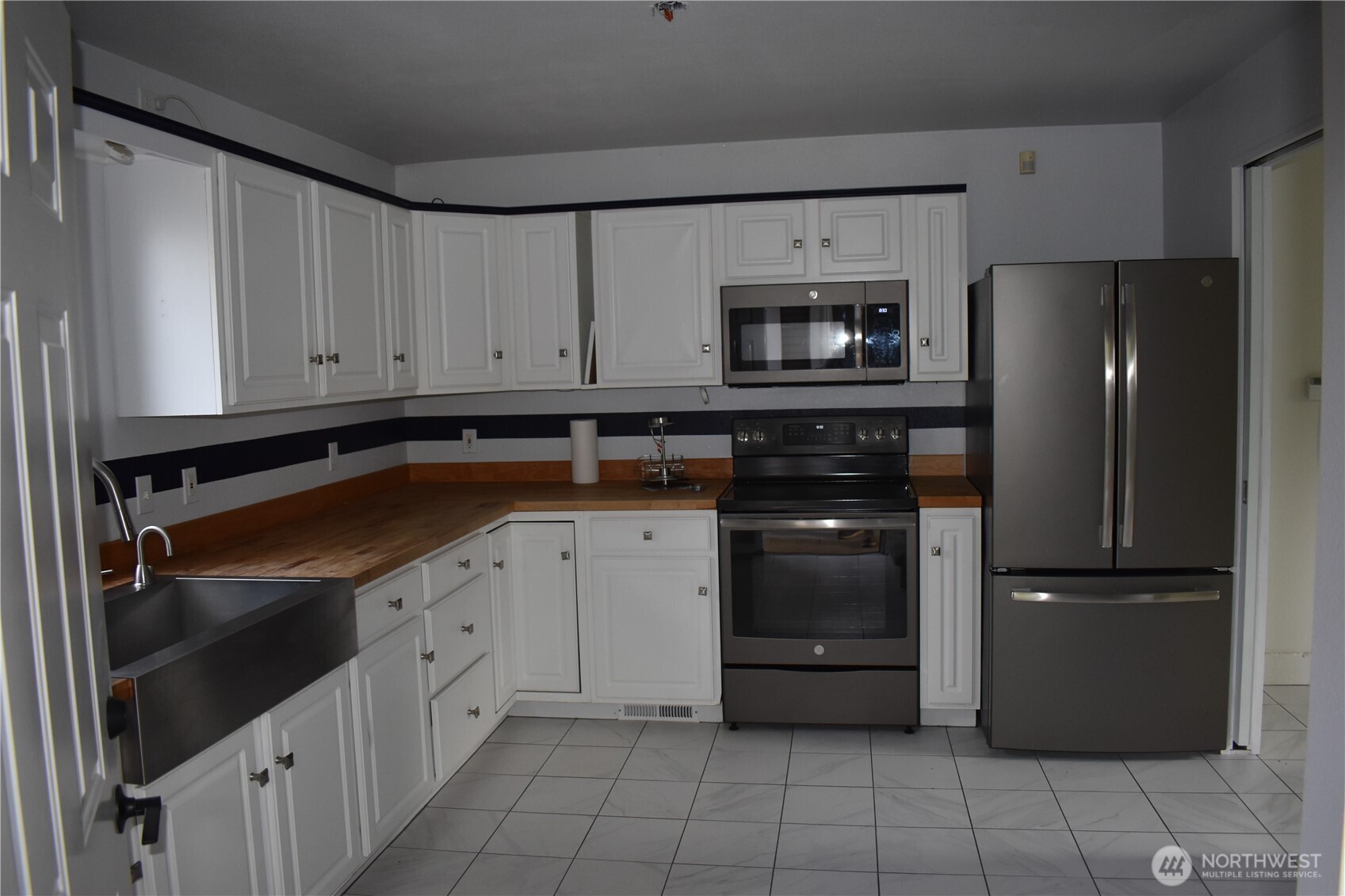 1806 4th Avenue Property Photo 4