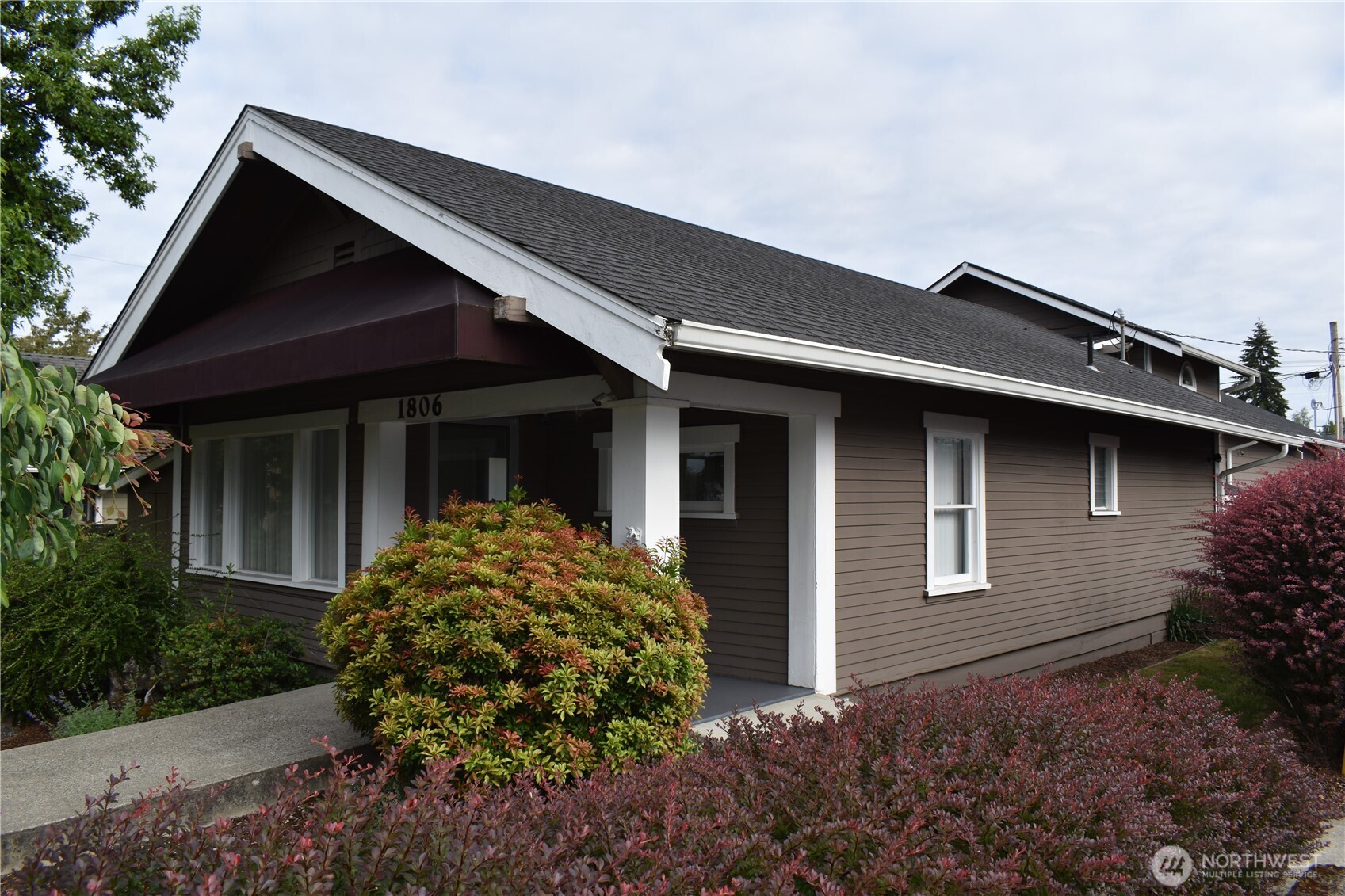 1806 4th Avenue Property Photo 6