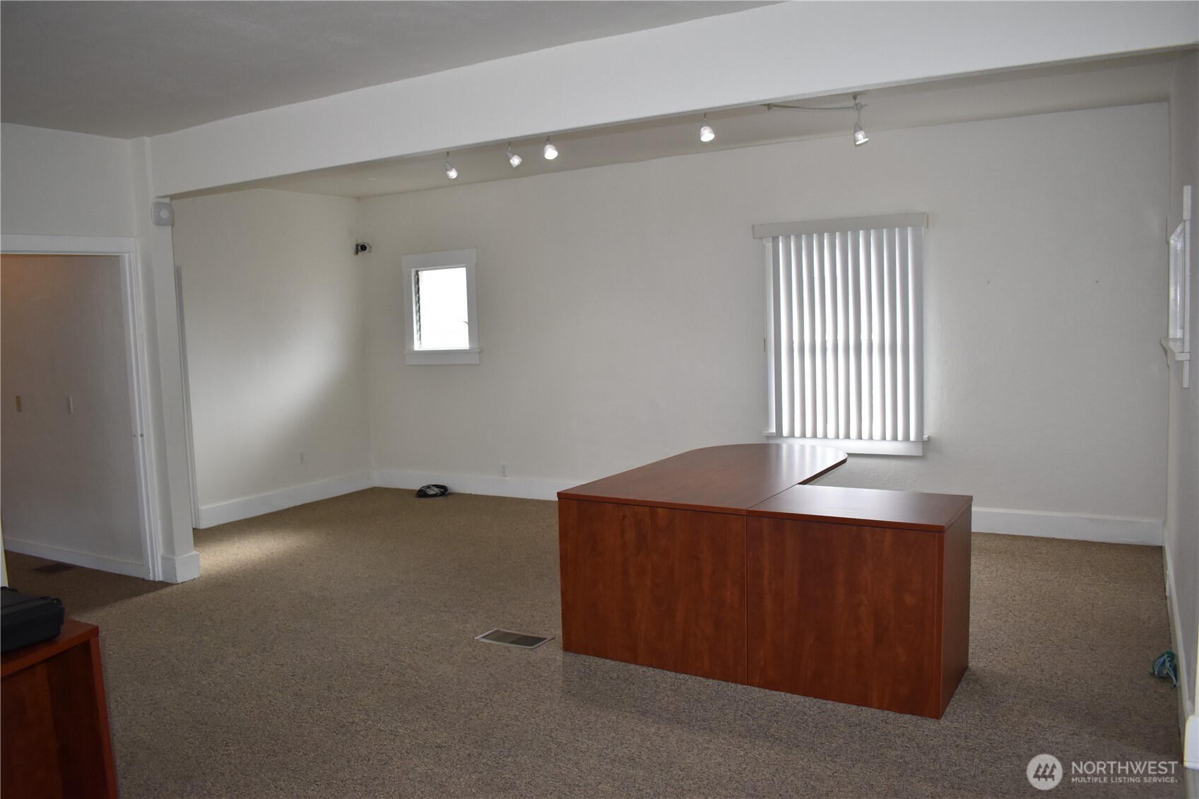 1806 4th Avenue Property Photo 8
