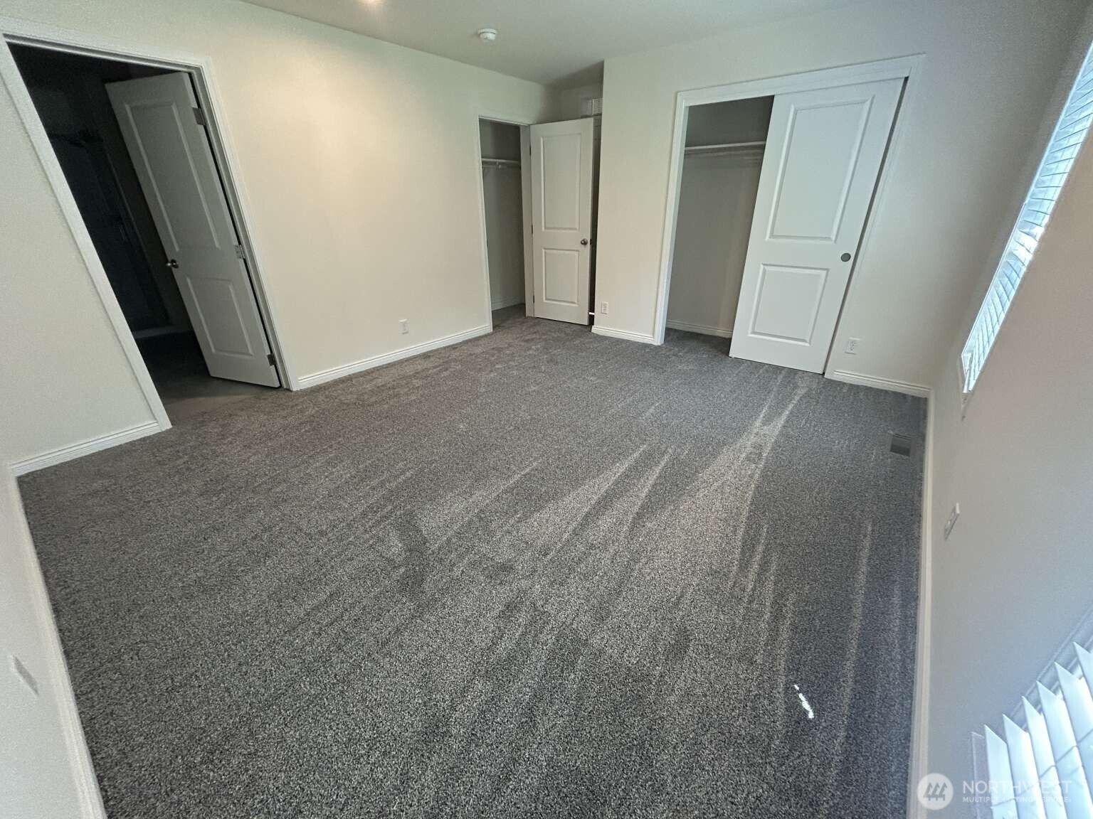 214 W Griffith Street Property Photo 13
