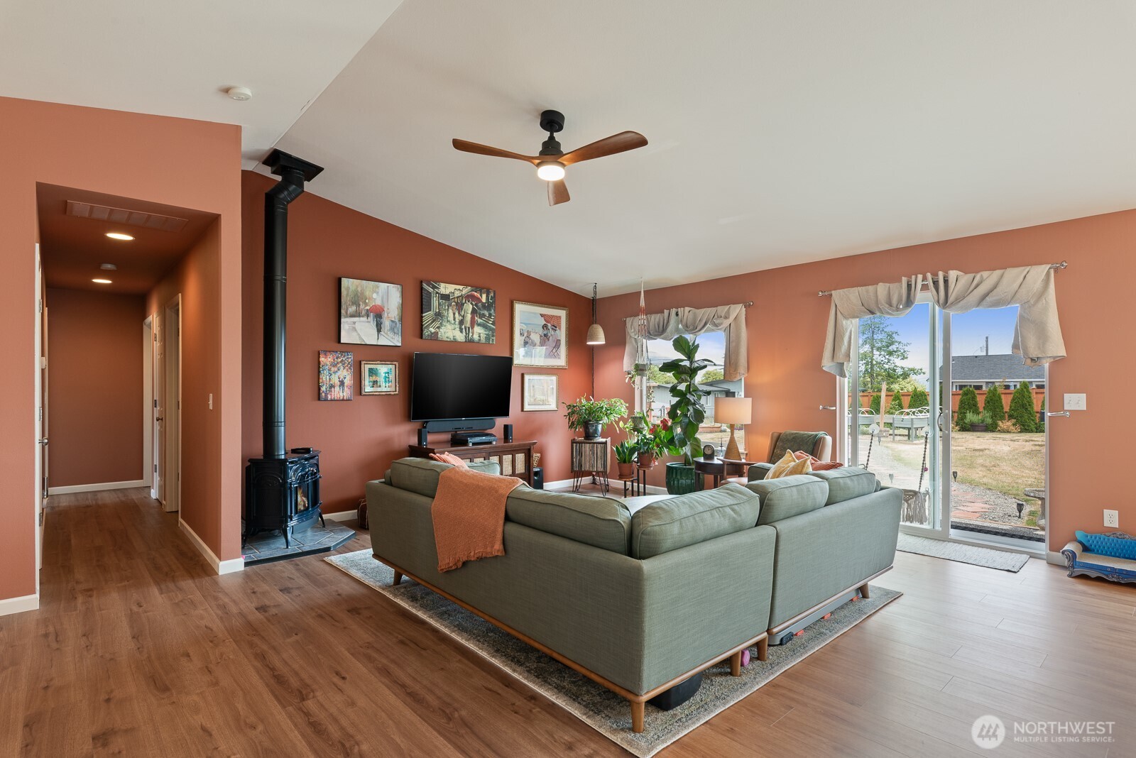 1929 Elhardt Street Property Photo 10