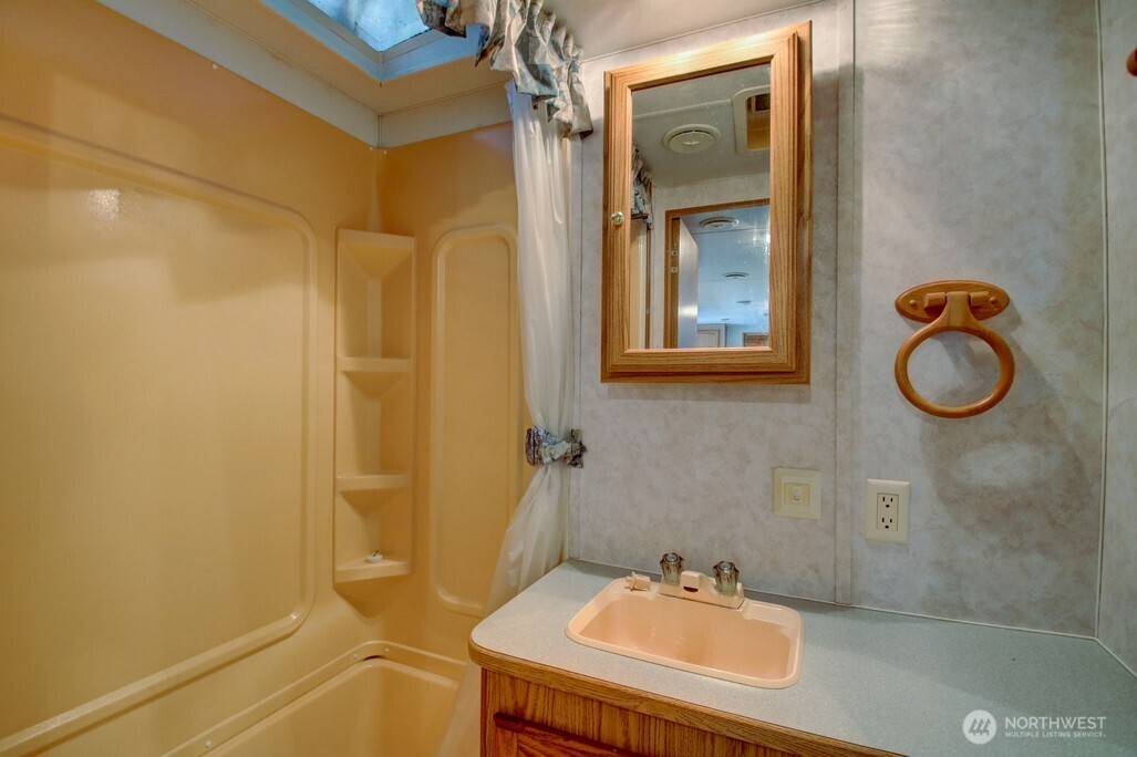291 Schinn Canyon Drive Property Photo 10