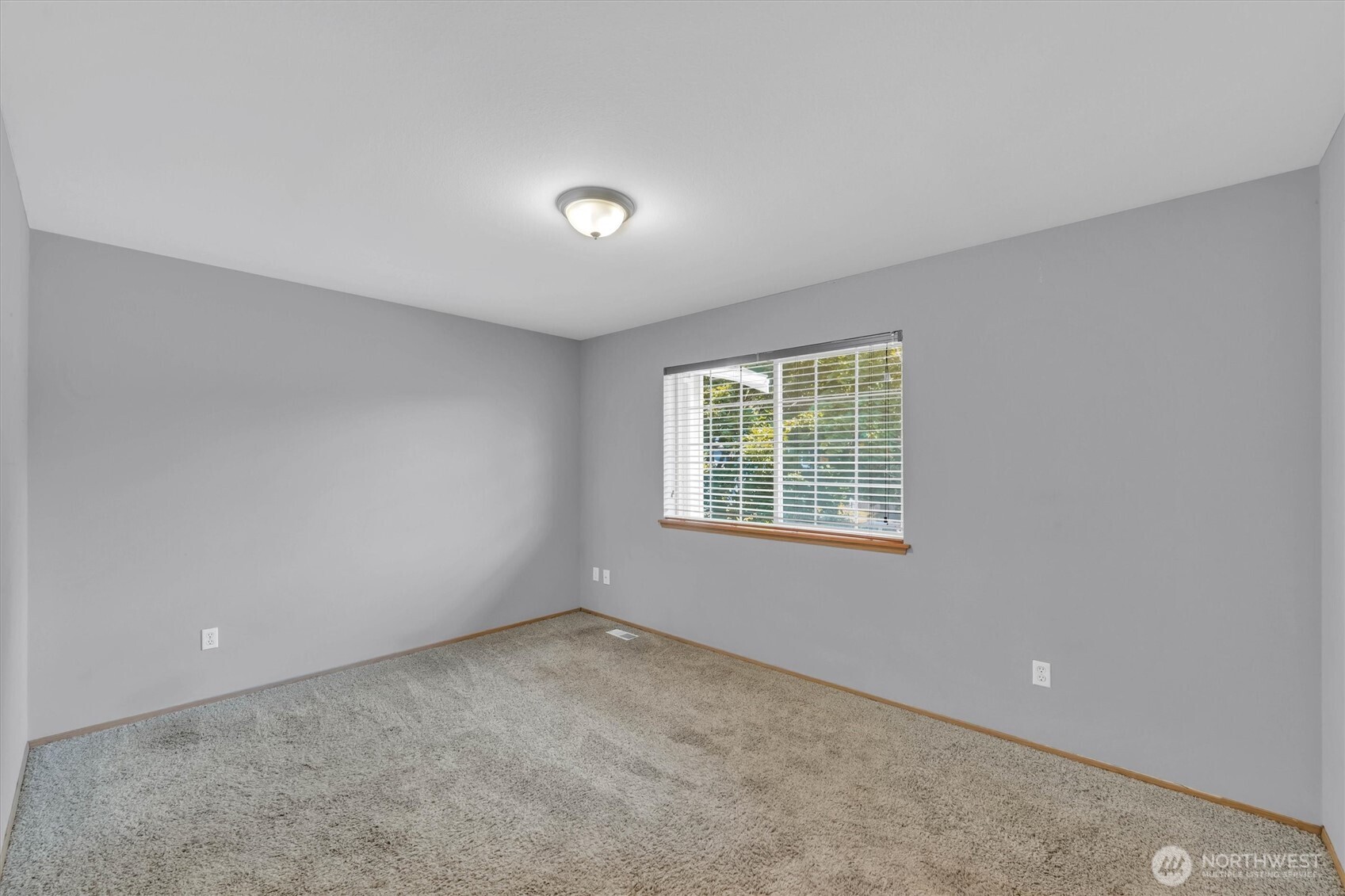 10728 211th Avenue Ct Property Photo 9