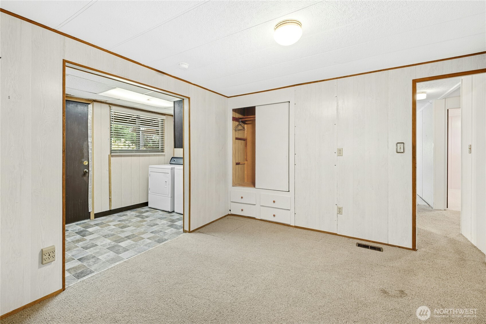 19301 Viking Avenue Property Photo 21