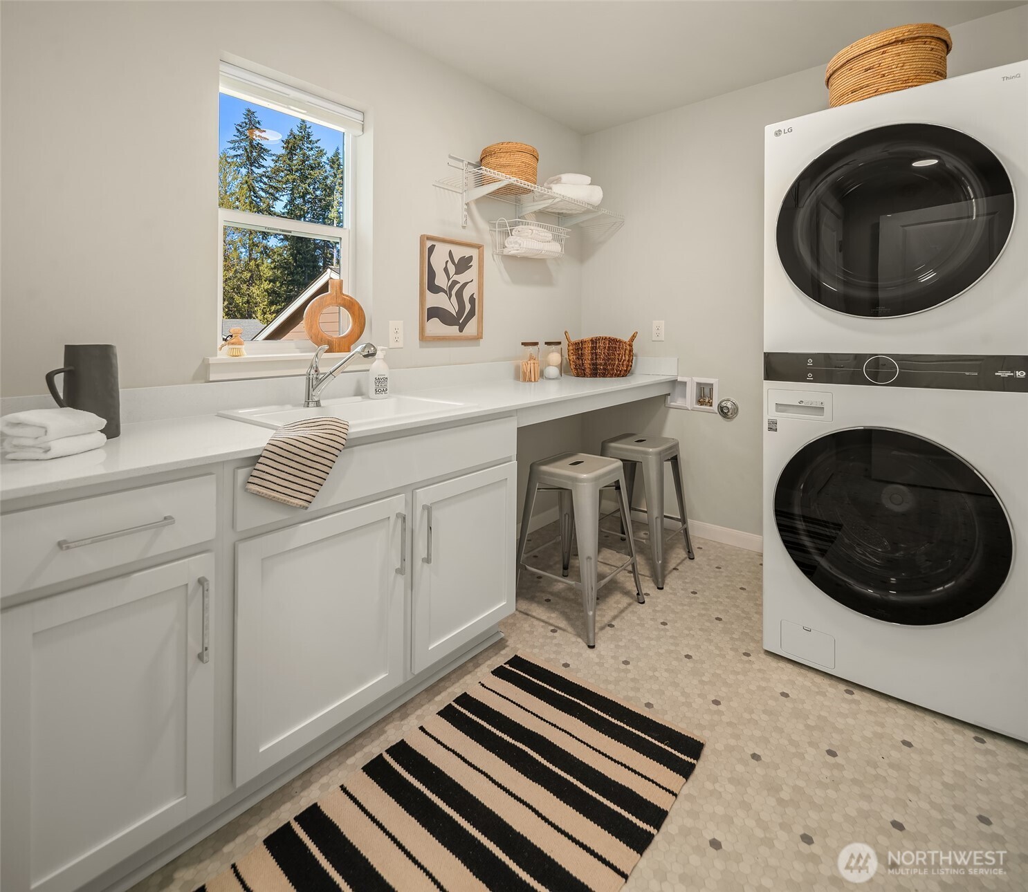 2447 Ne Athlon Court Property Photo 29