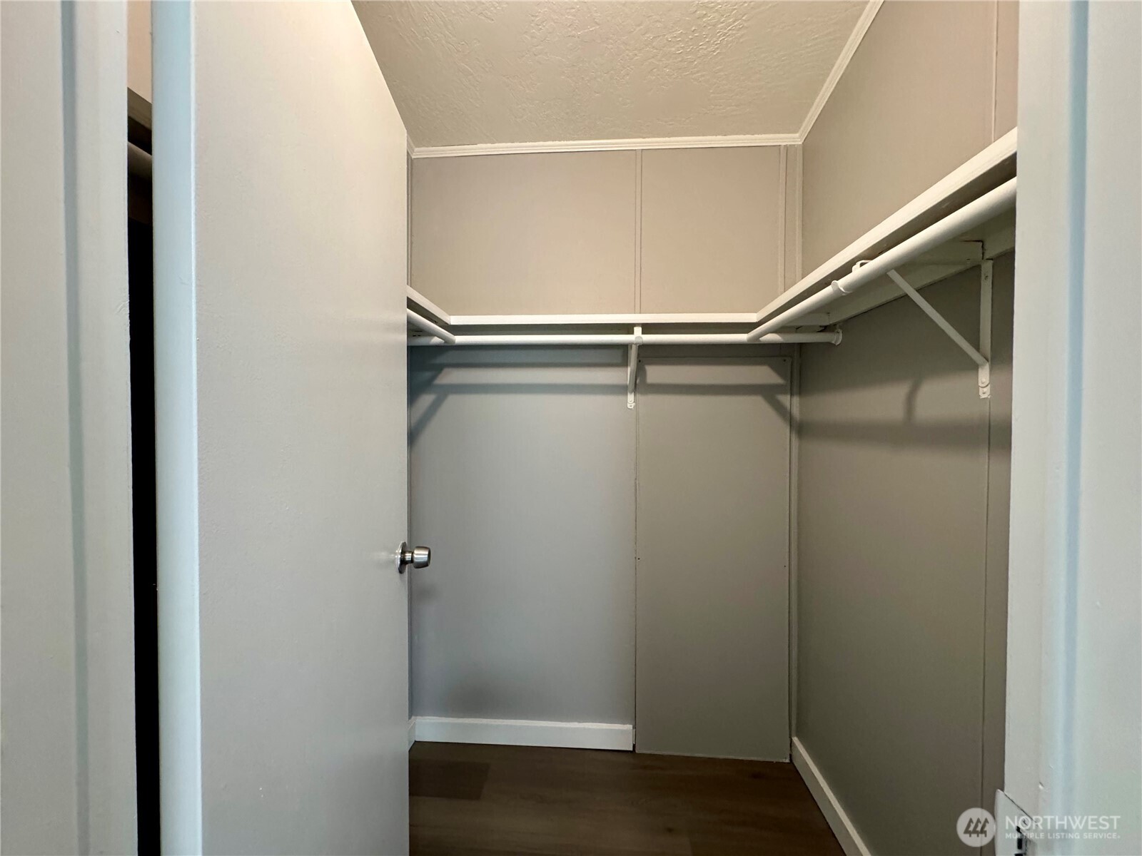 2411 Grandview Road 19 Property Photo 15