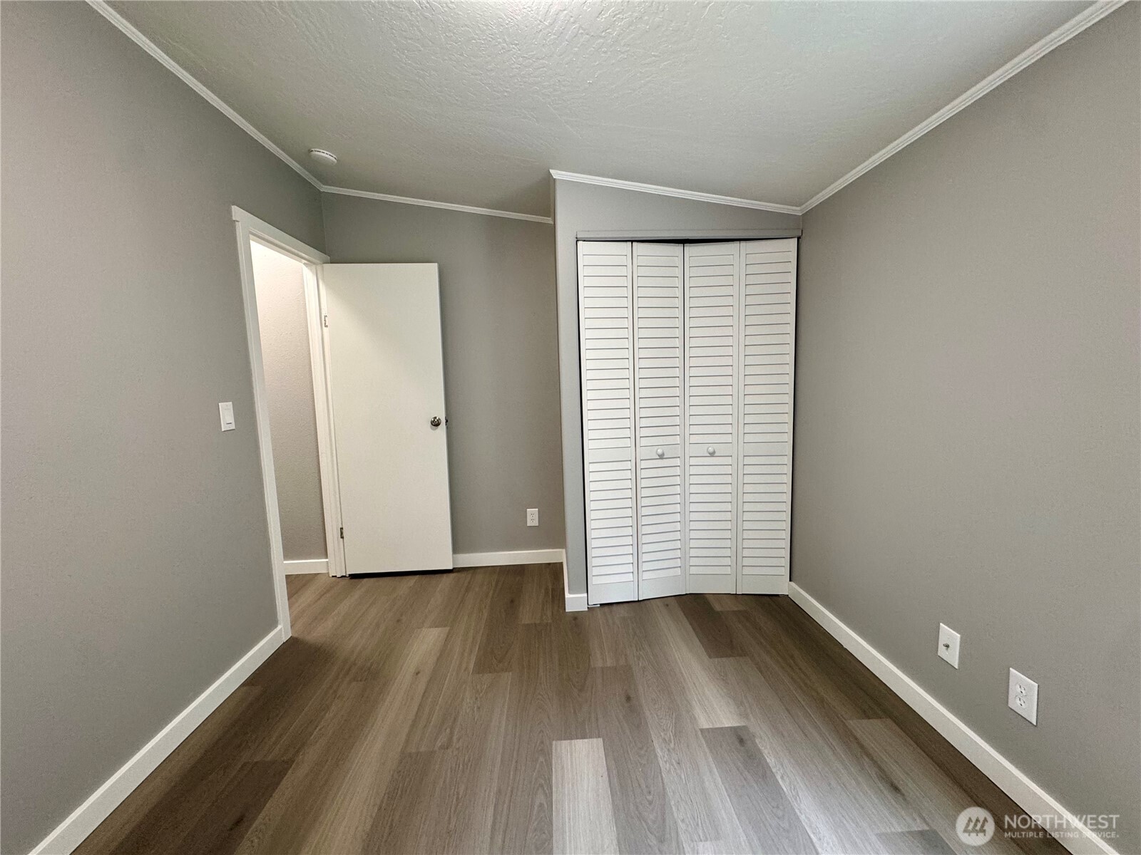 2411 Grandview Road 19 Property Photo 18