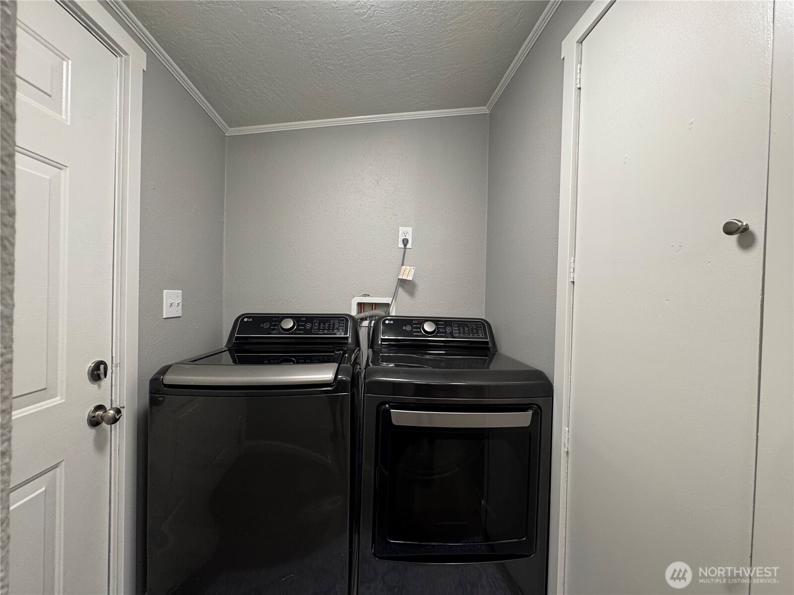 2411 Grandview Road 19 Property Photo 23