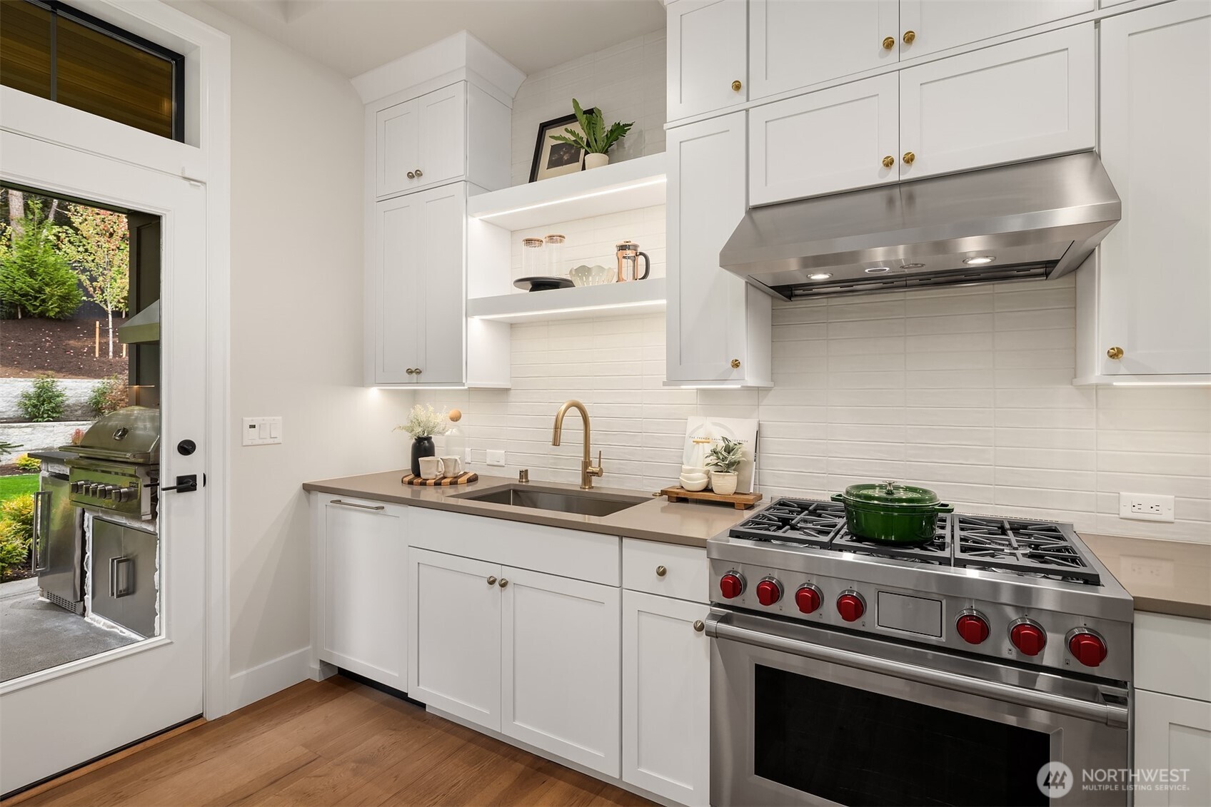 4652 143rd Place Property Photo 13